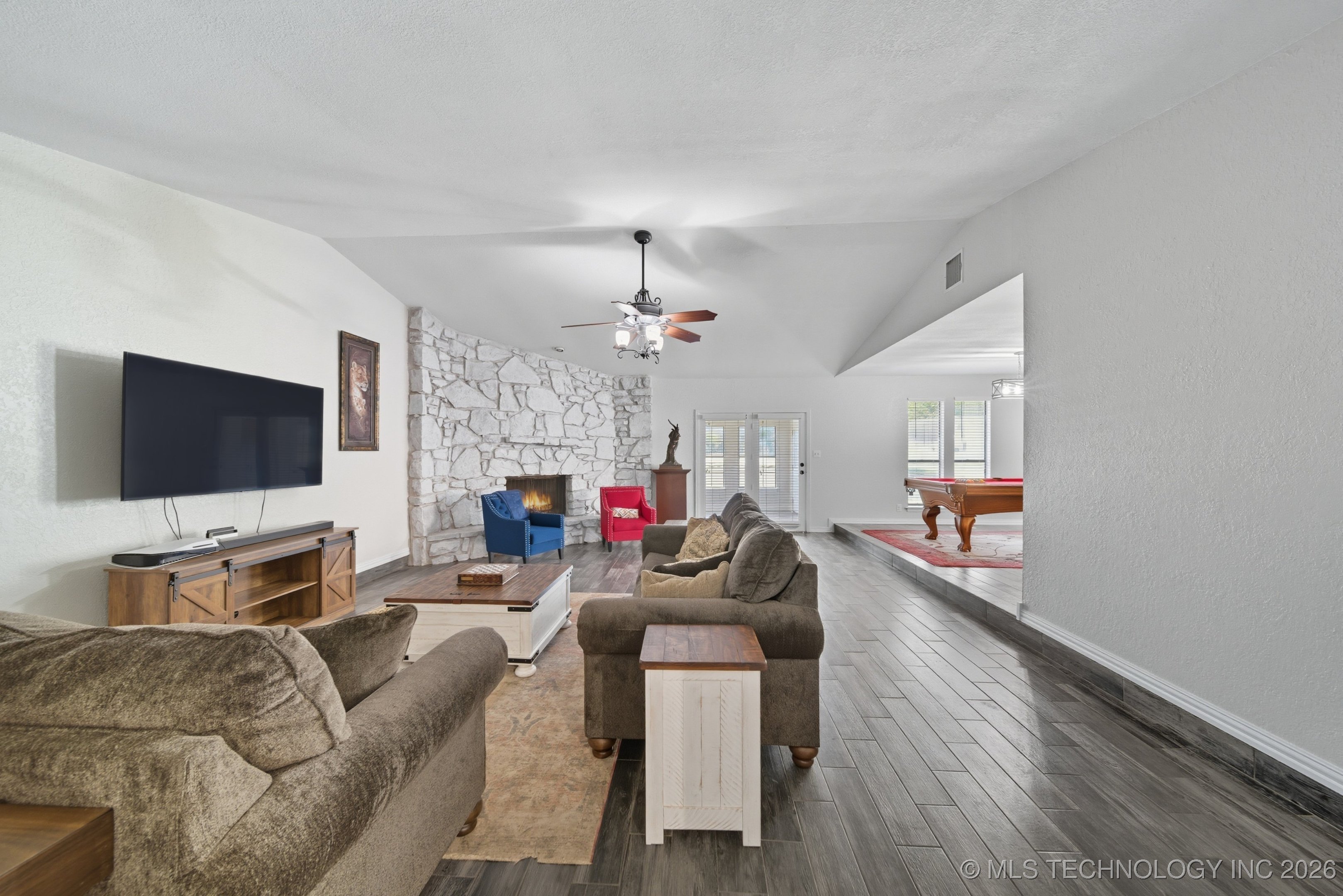 8626 S 65th East Place Property Photo 7