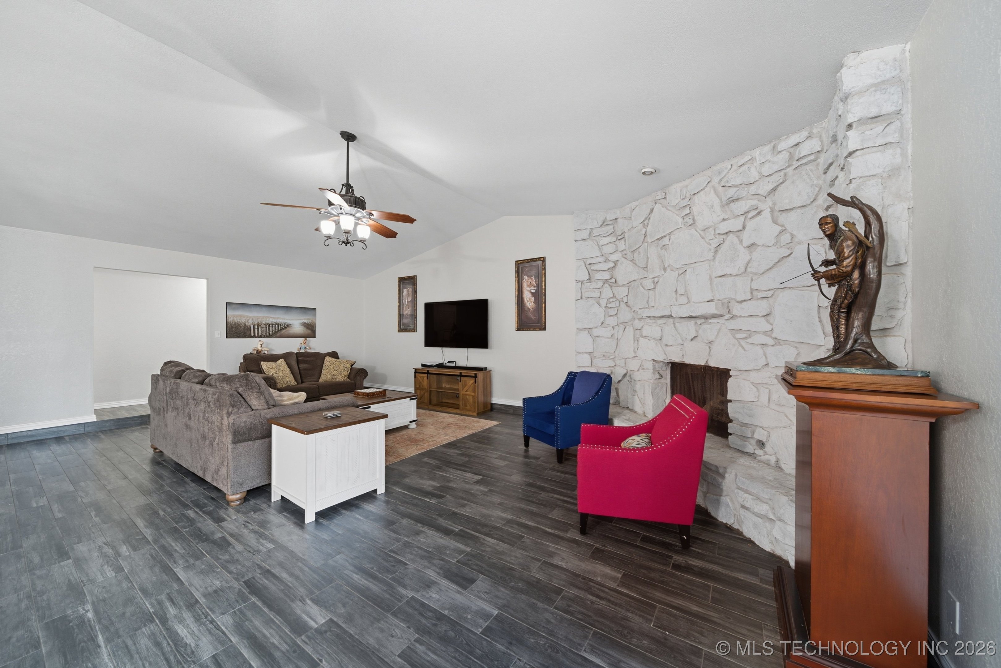 8626 S 65th East Place Property Photo 9