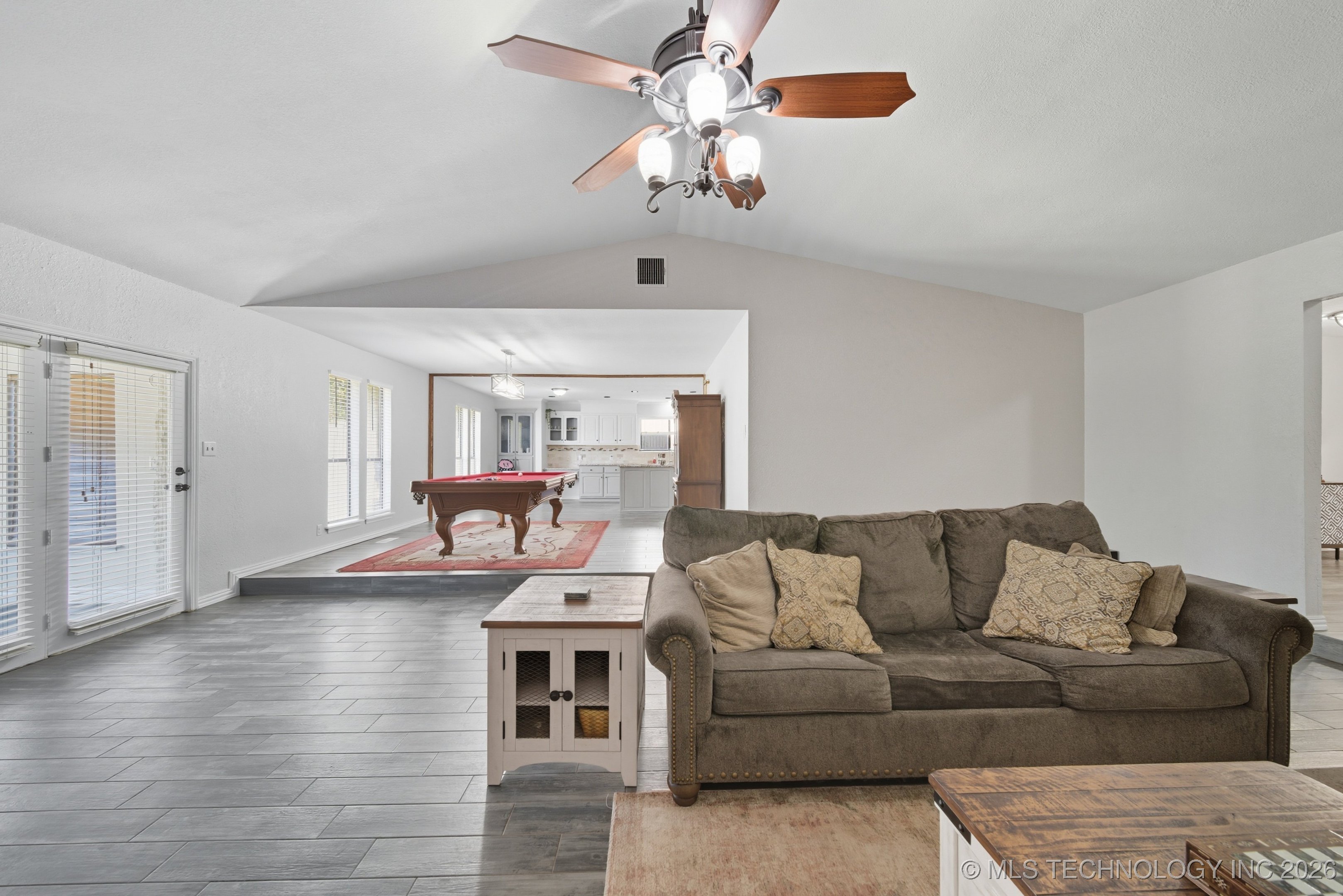 8626 S 65th East Place Property Photo 11