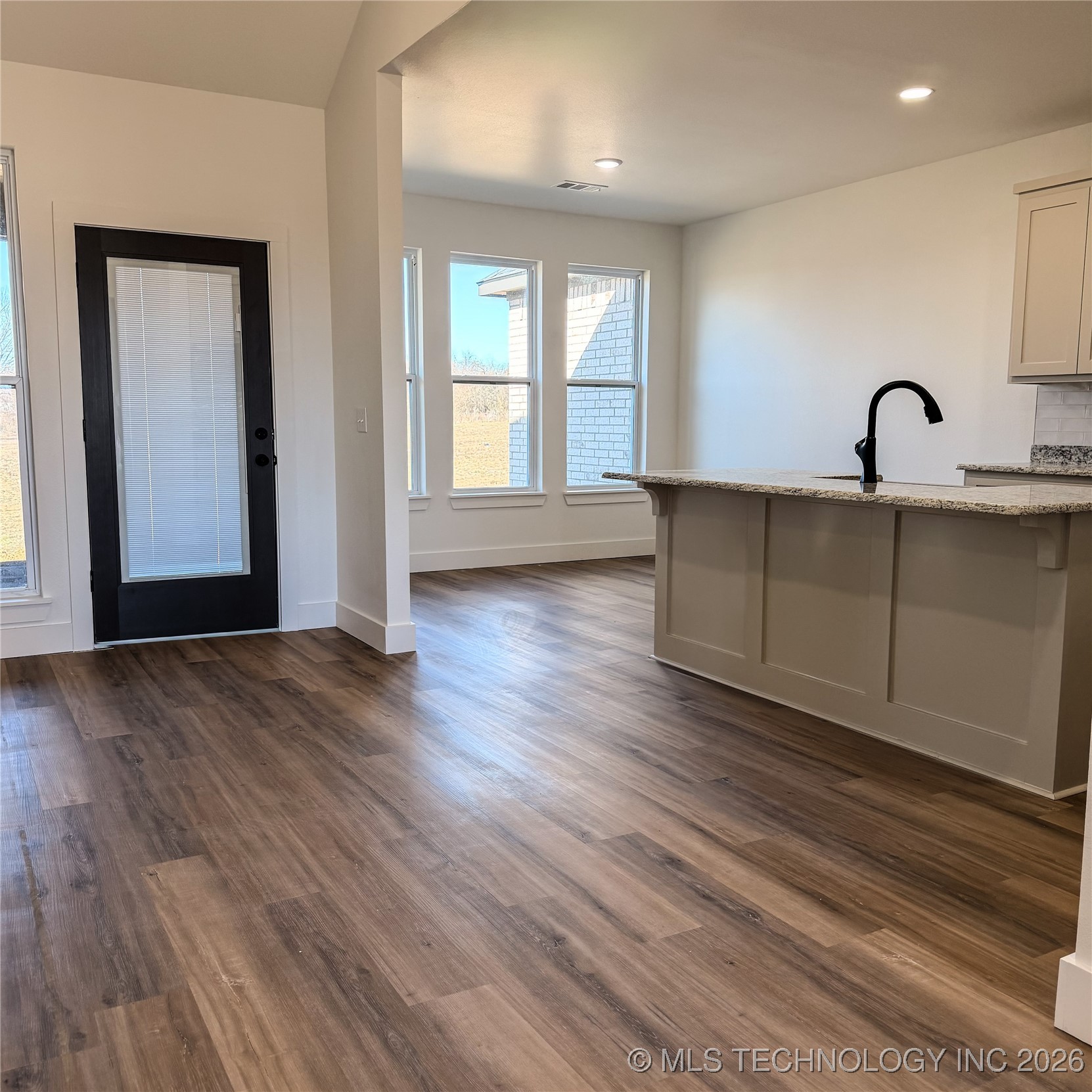 189 Neely Lane Property Photo 6