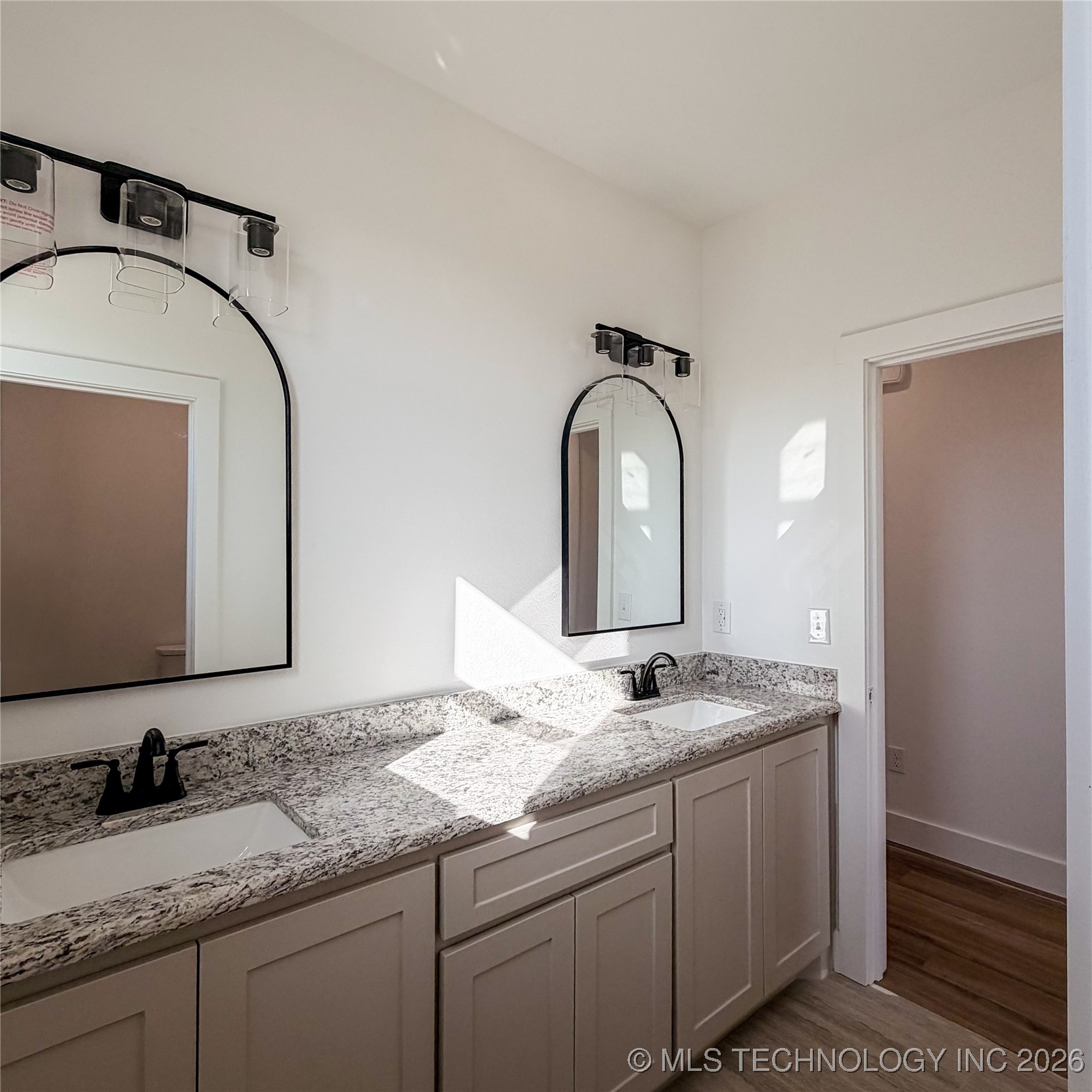 189 Neely Lane Property Photo 10