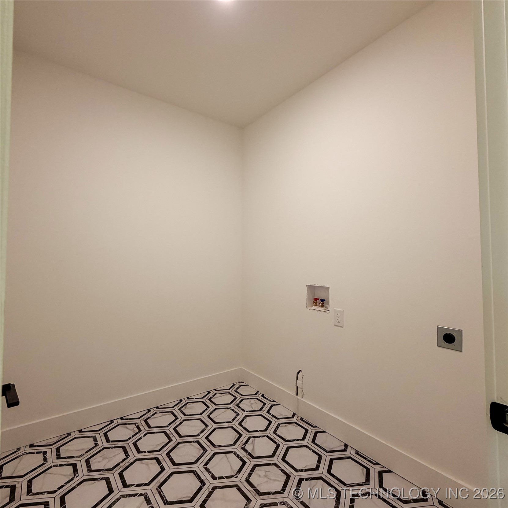 189 Neely Lane Property Photo 32