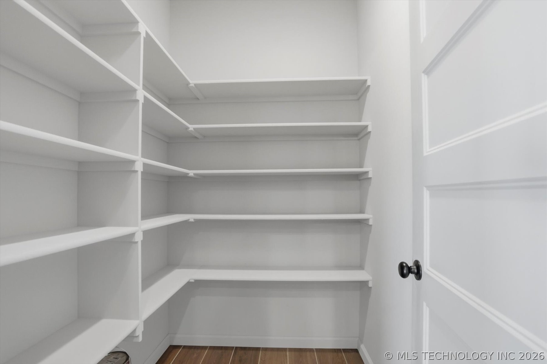 7215 E Queens Street Property Photo 10