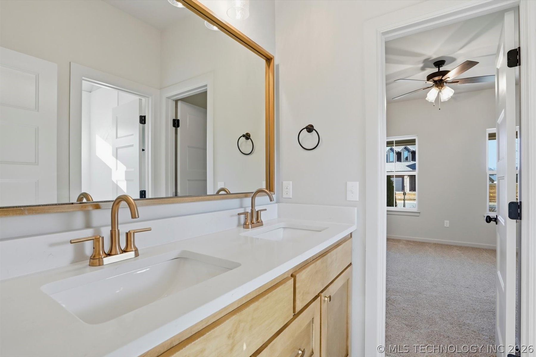 7215 E Queens Street Property Photo 31