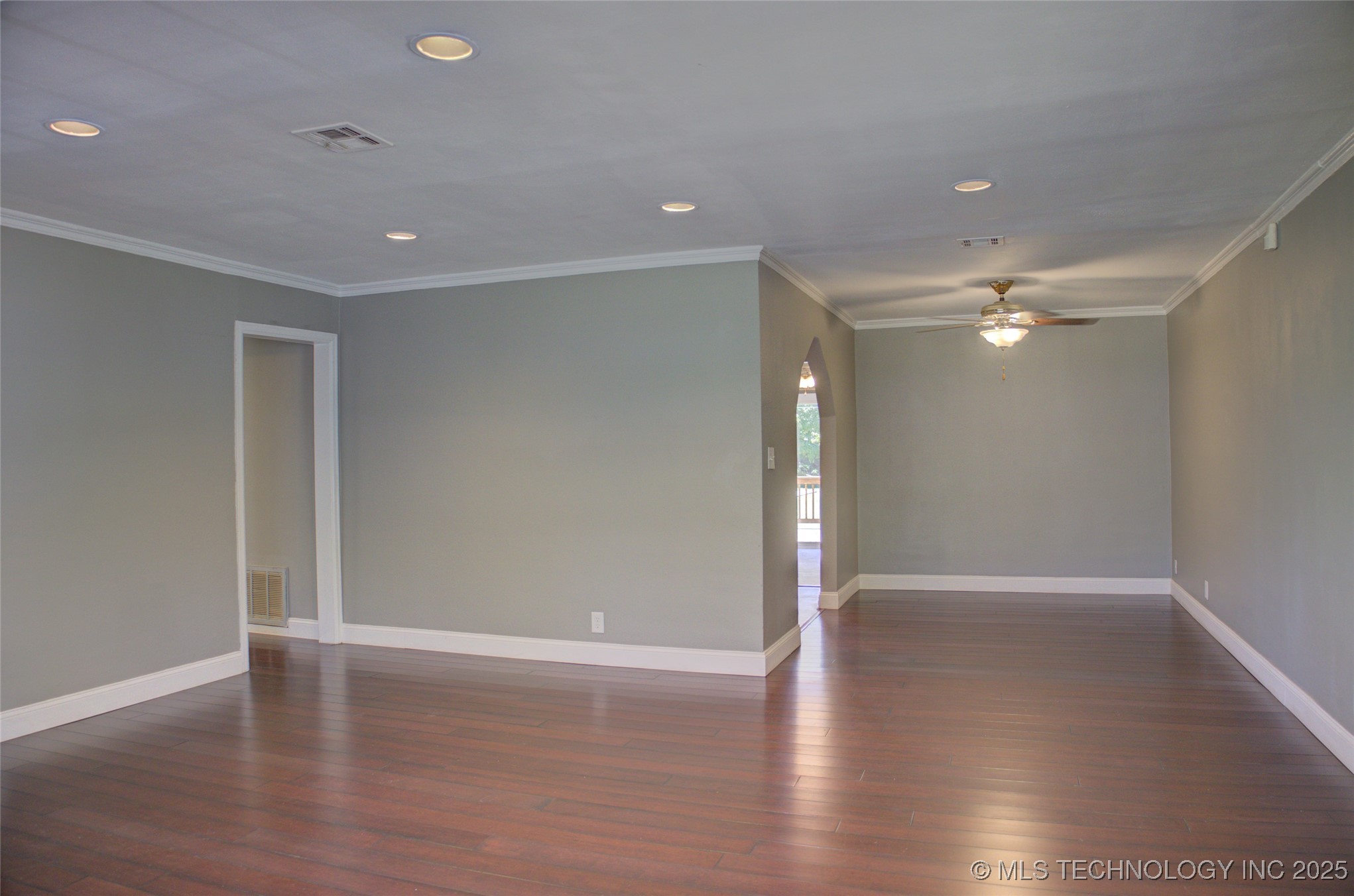 4134 S Detroit Avenue Property Photo 11