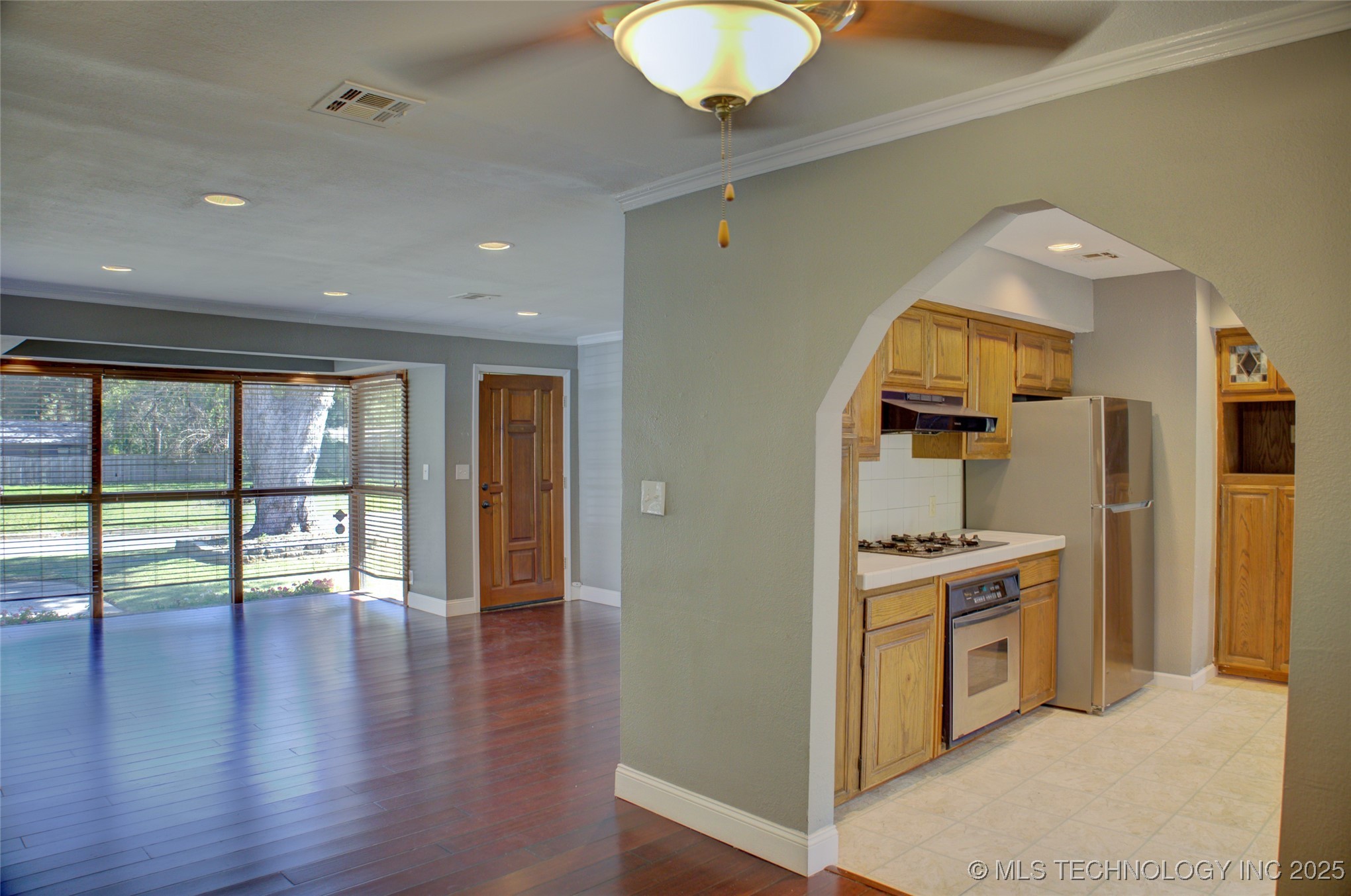 4134 S Detroit Avenue Property Photo 14