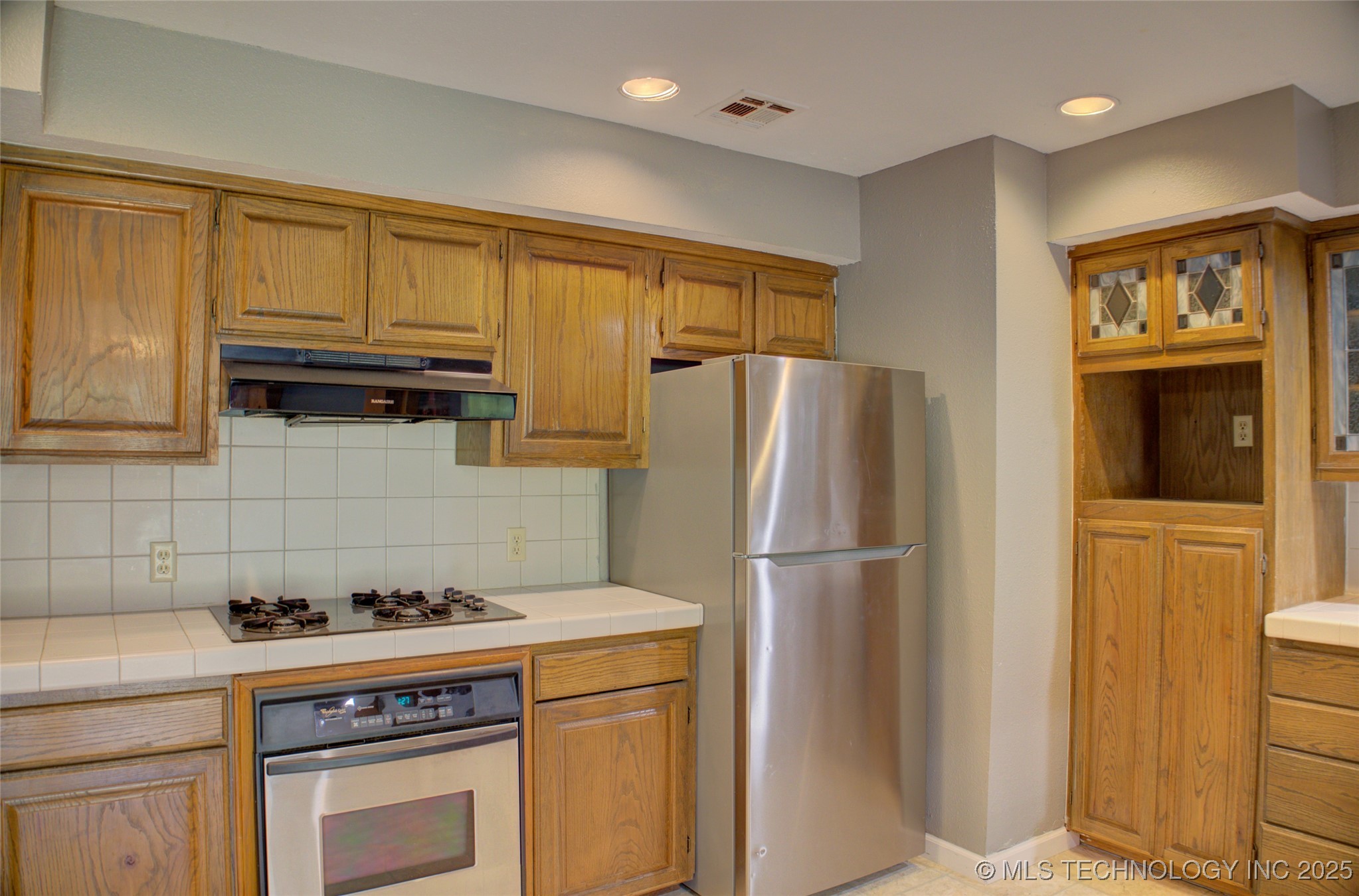 4134 S Detroit Avenue Property Photo 17