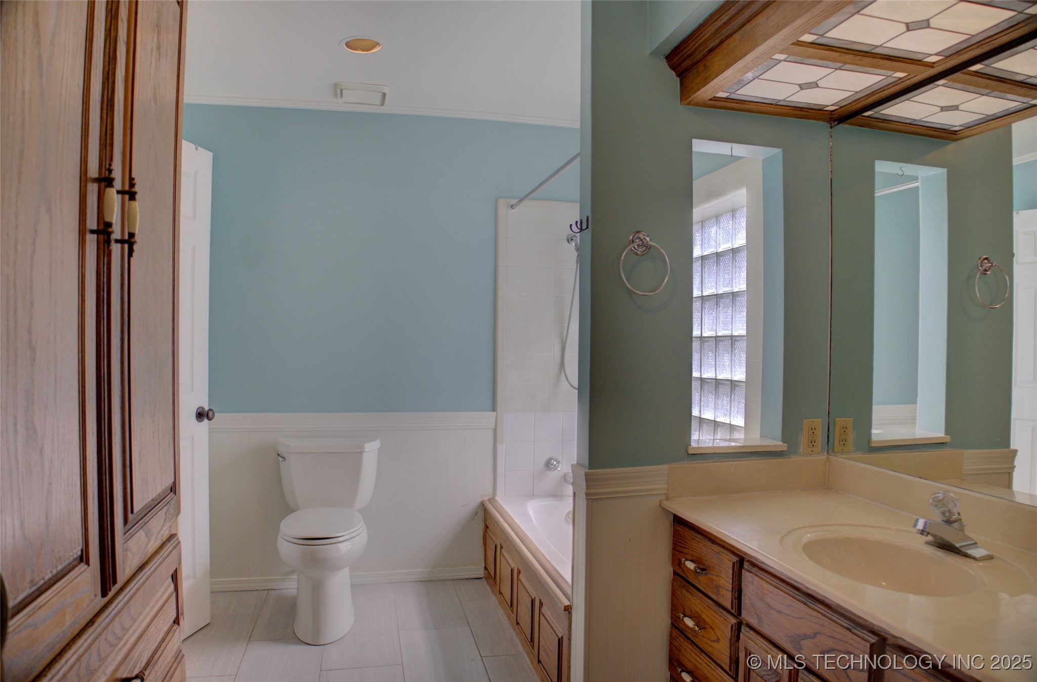 4134 S Detroit Avenue Property Photo 31