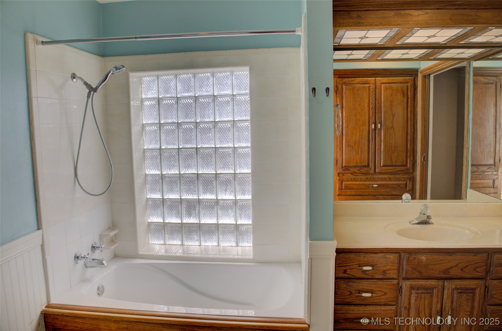 4134 S Detroit Avenue Property Photo 32