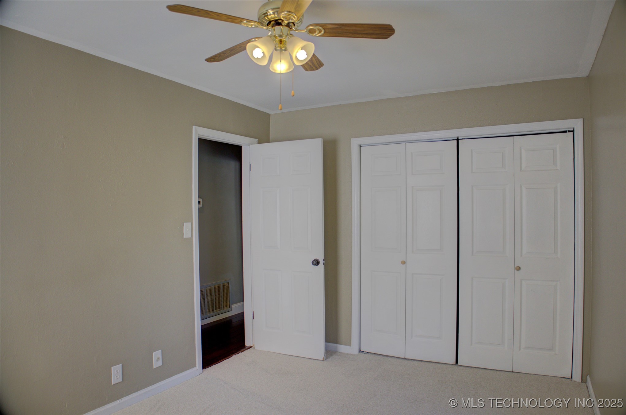 4134 S Detroit Avenue Property Photo 35