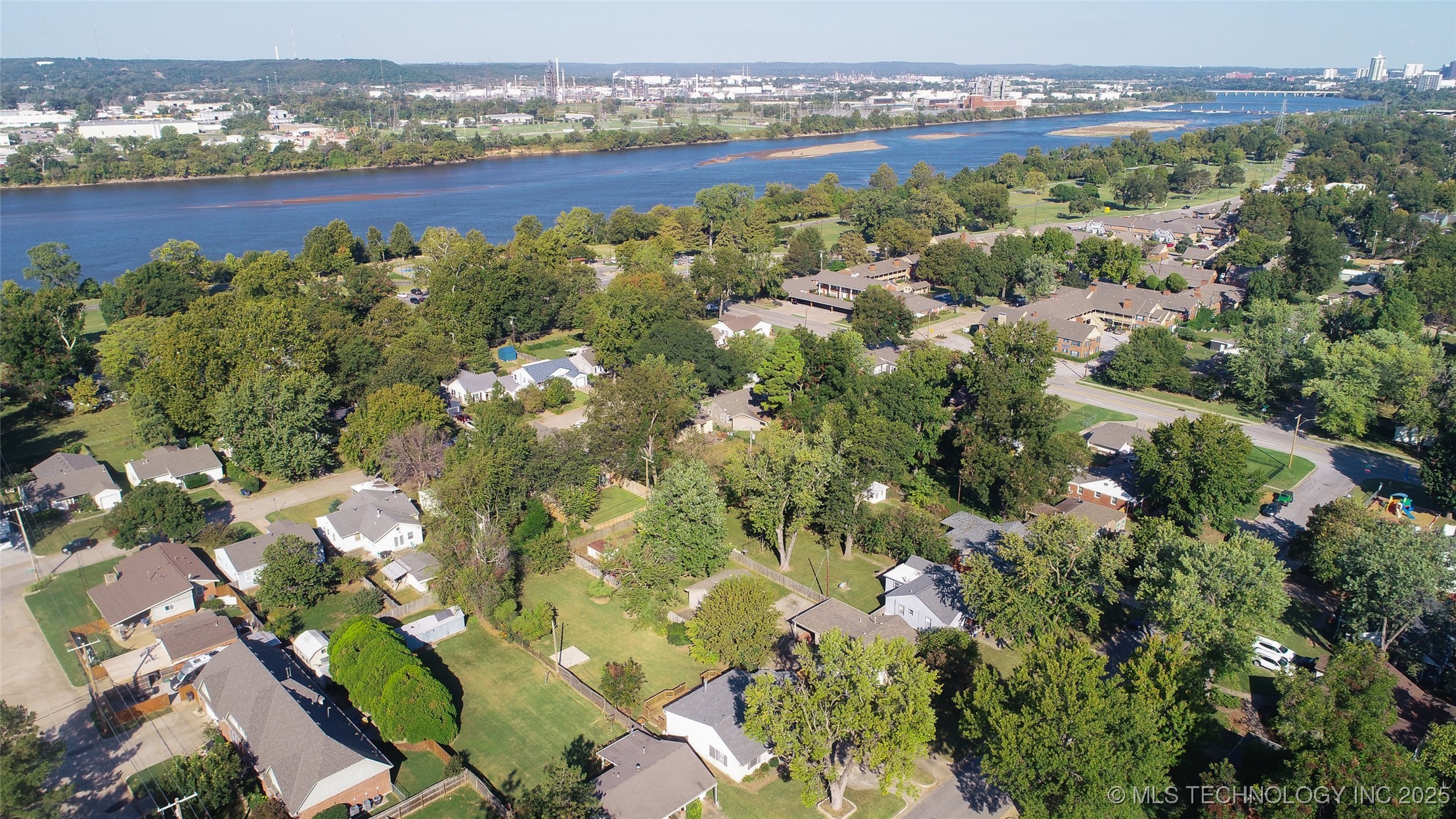 4134 S Detroit Avenue Property Photo 43