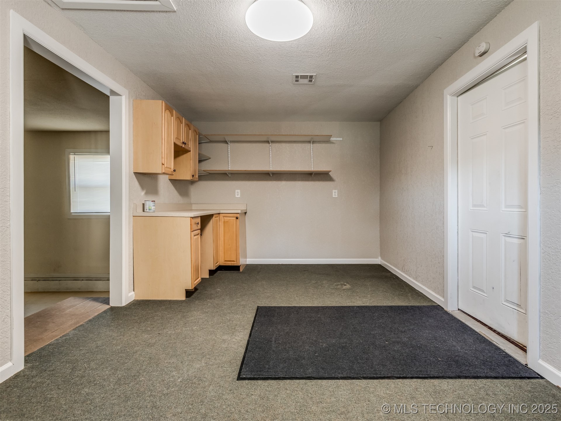 7601 S 241st Avenue Property Photo 46