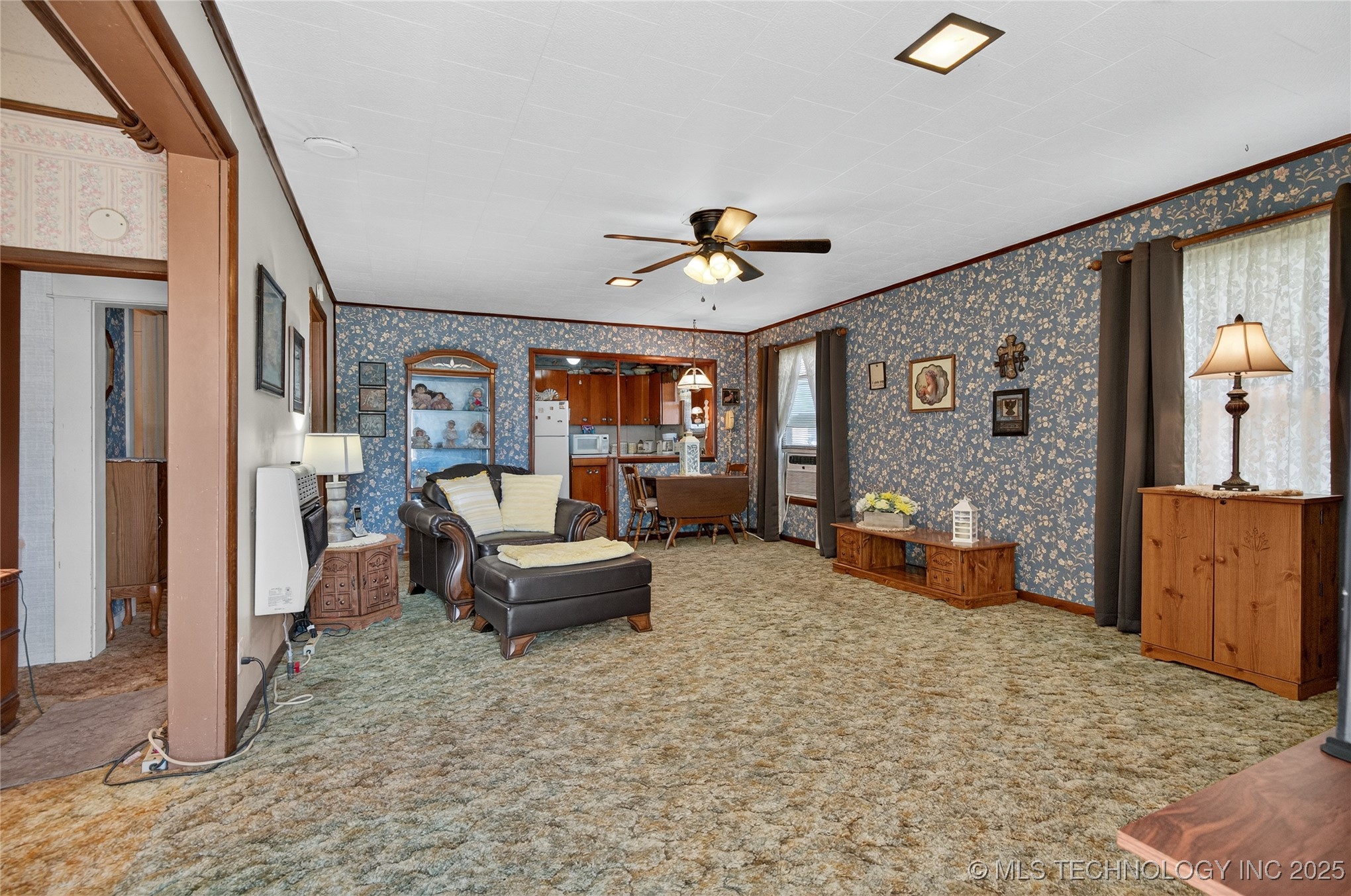 100 Cherokee Street Property Photo 5