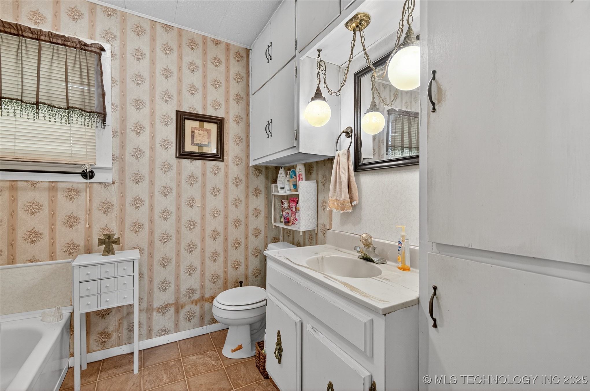 100 Cherokee Street Property Photo 20