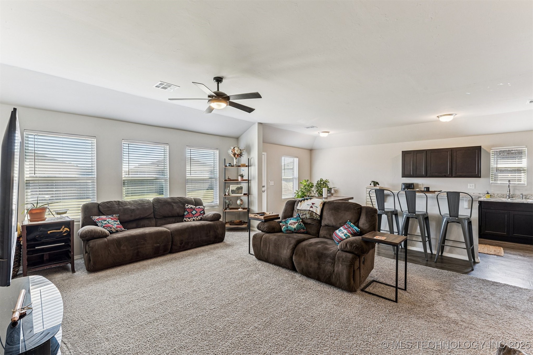 4318 Driftwood Property Photo 6