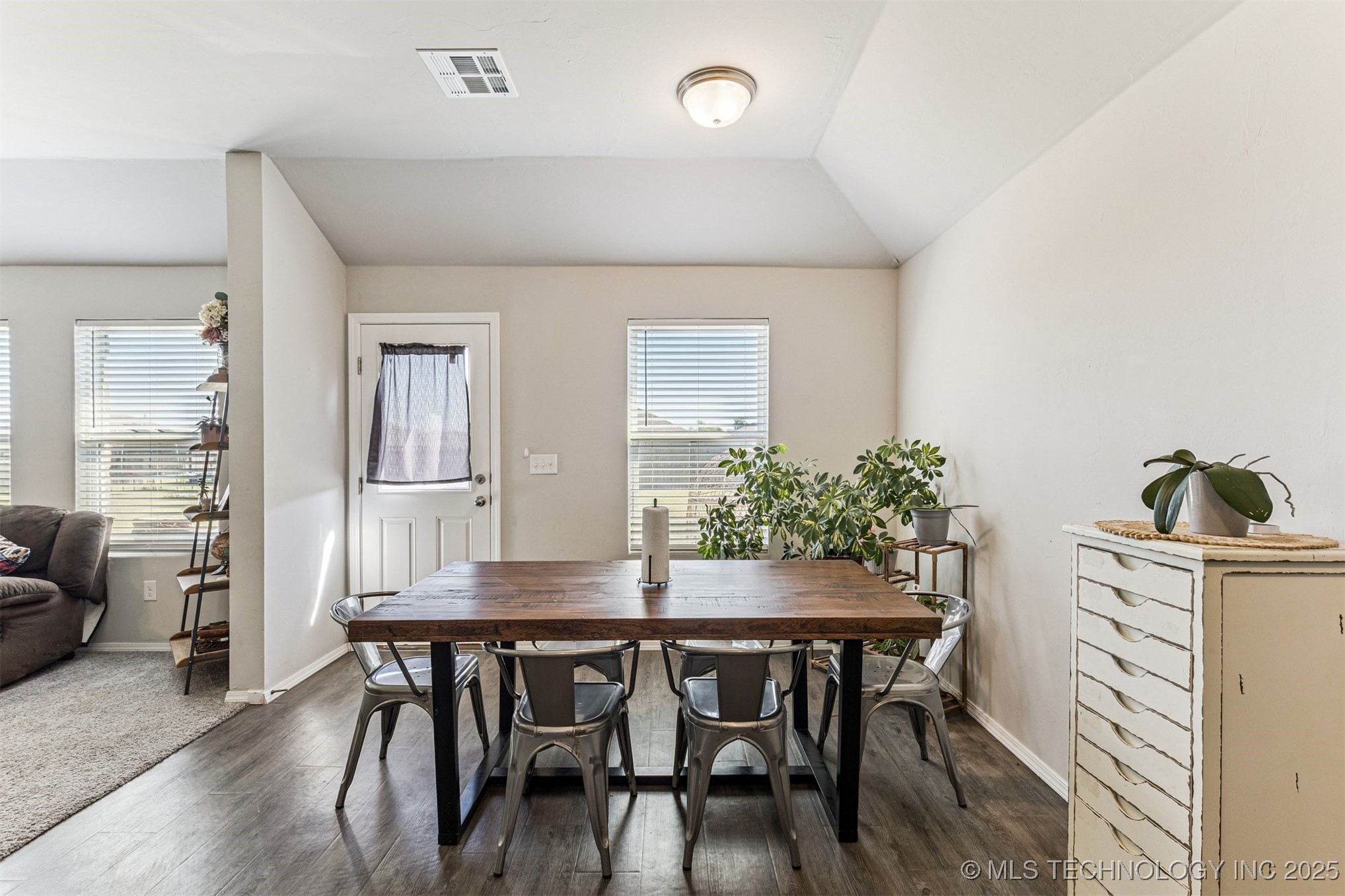 4318 Driftwood Property Photo 11