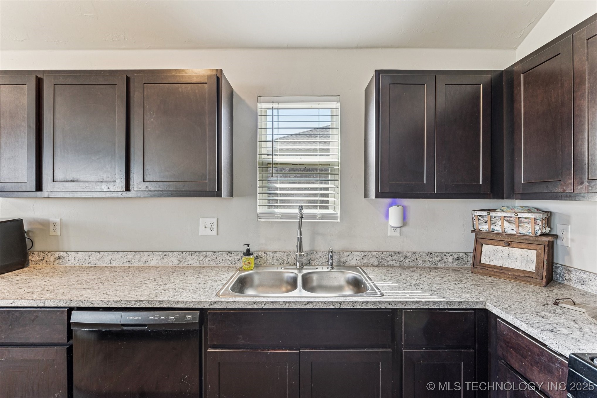 4318 Driftwood Property Photo 17