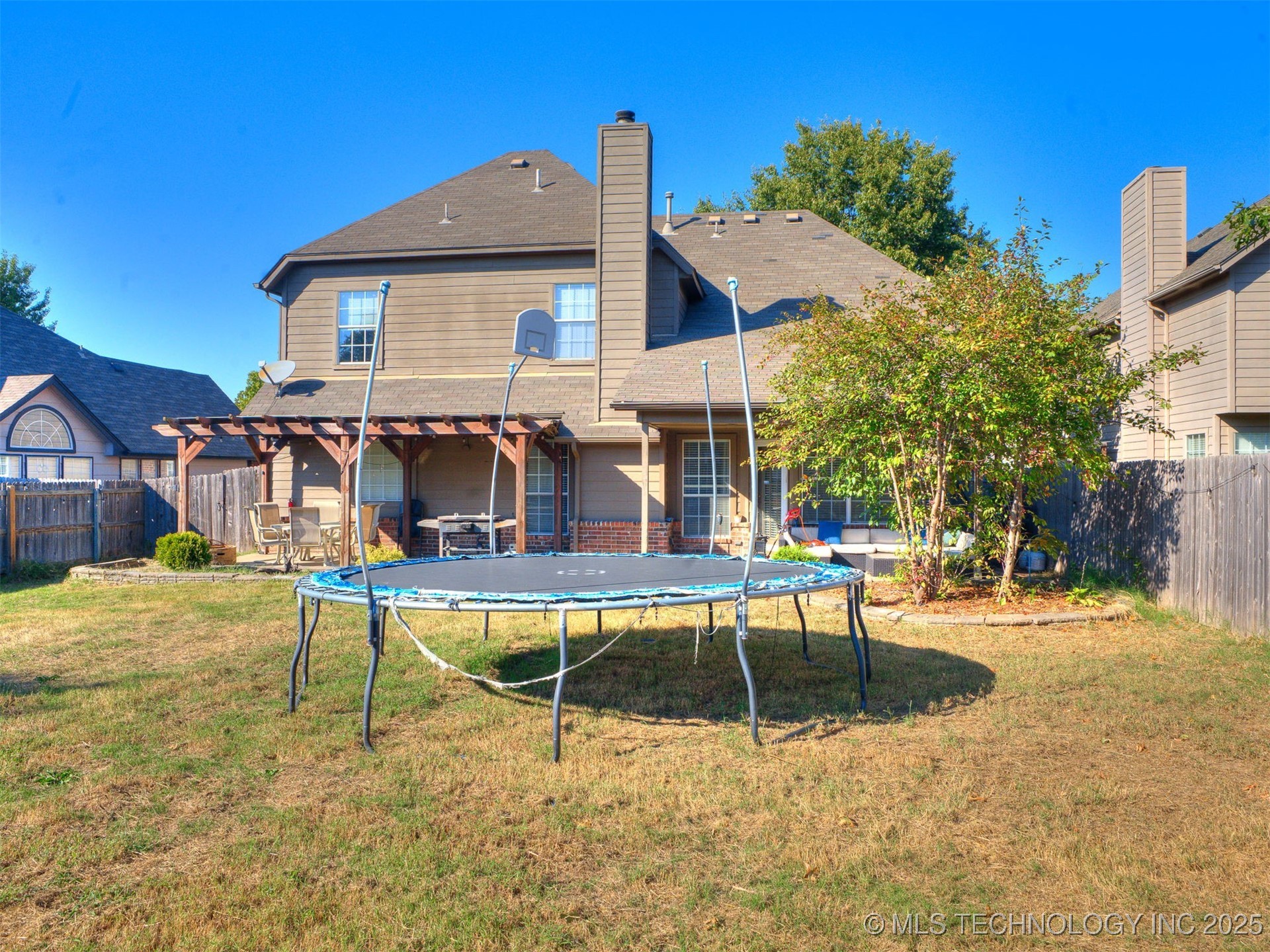 2909 W Oakland Street Property Photo 40