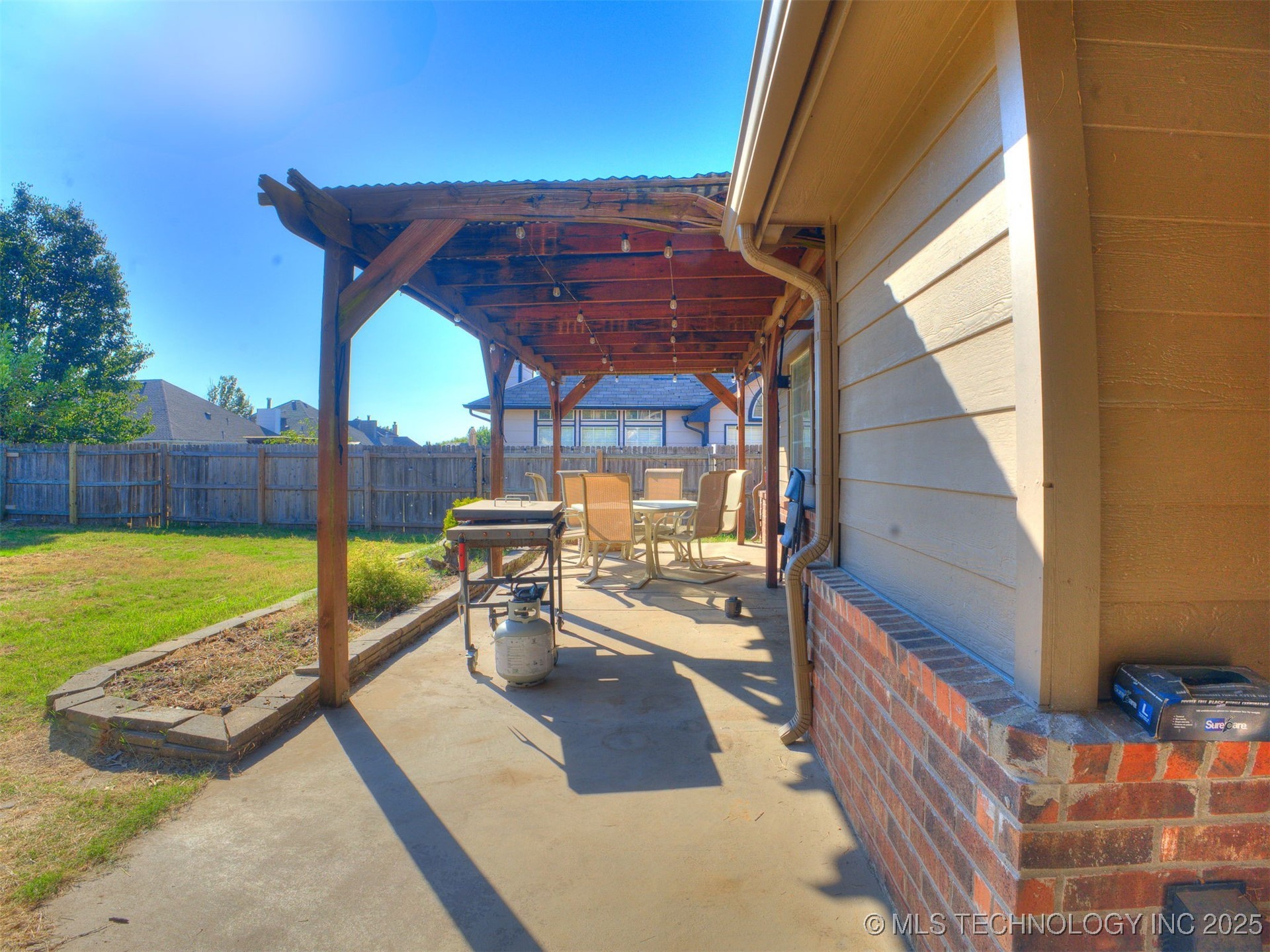 2909 W Oakland Street Property Photo 44