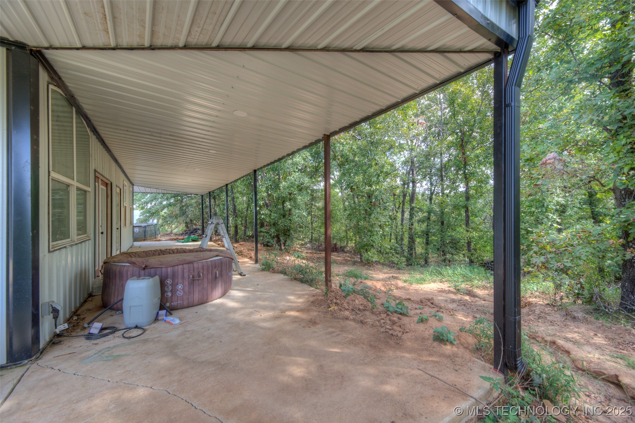 13470 N 150 Road Property Photo 5