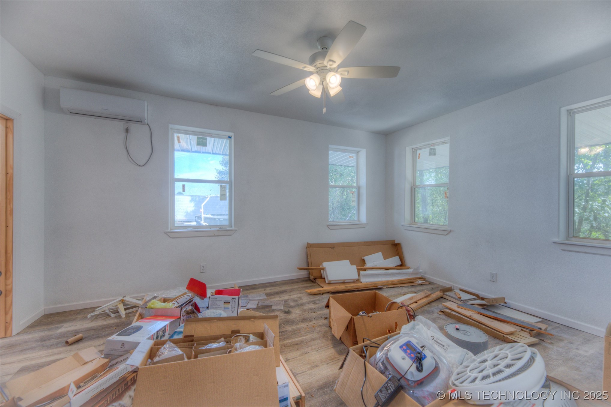 13470 N 150 Road Property Photo 14