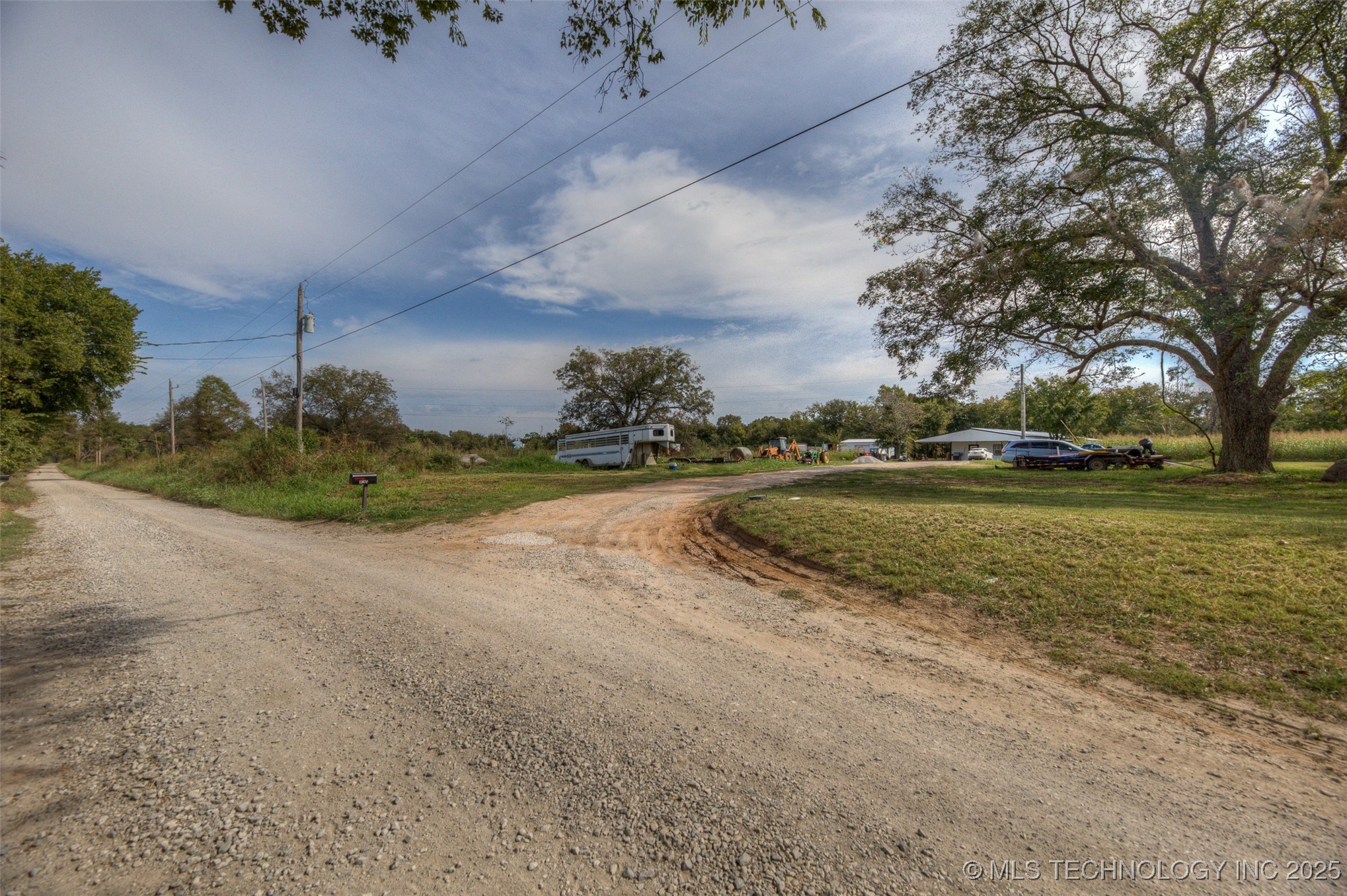 13470 N 150 Road Property Photo 17