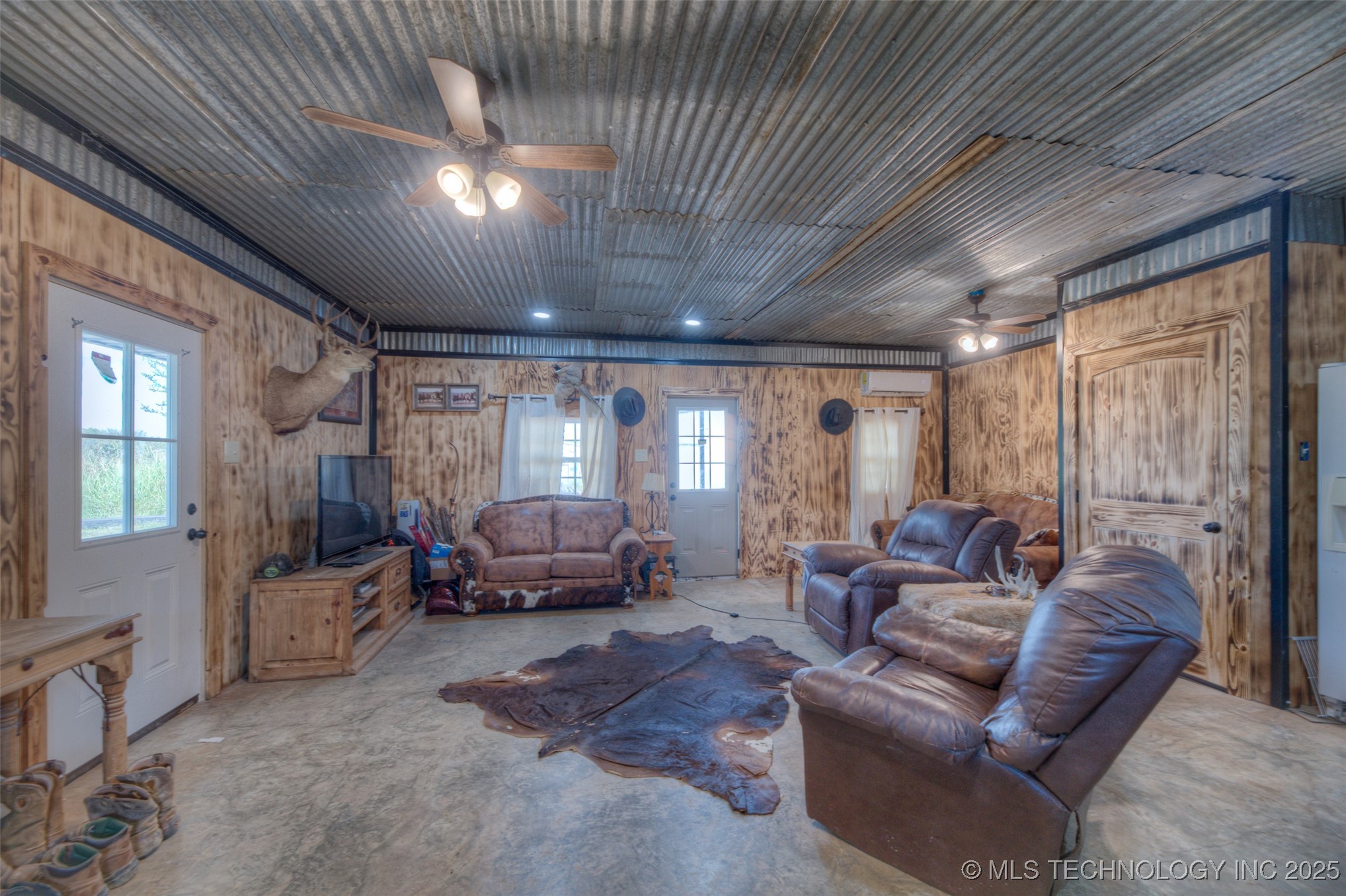 13470 N 150 Road Property Photo 26