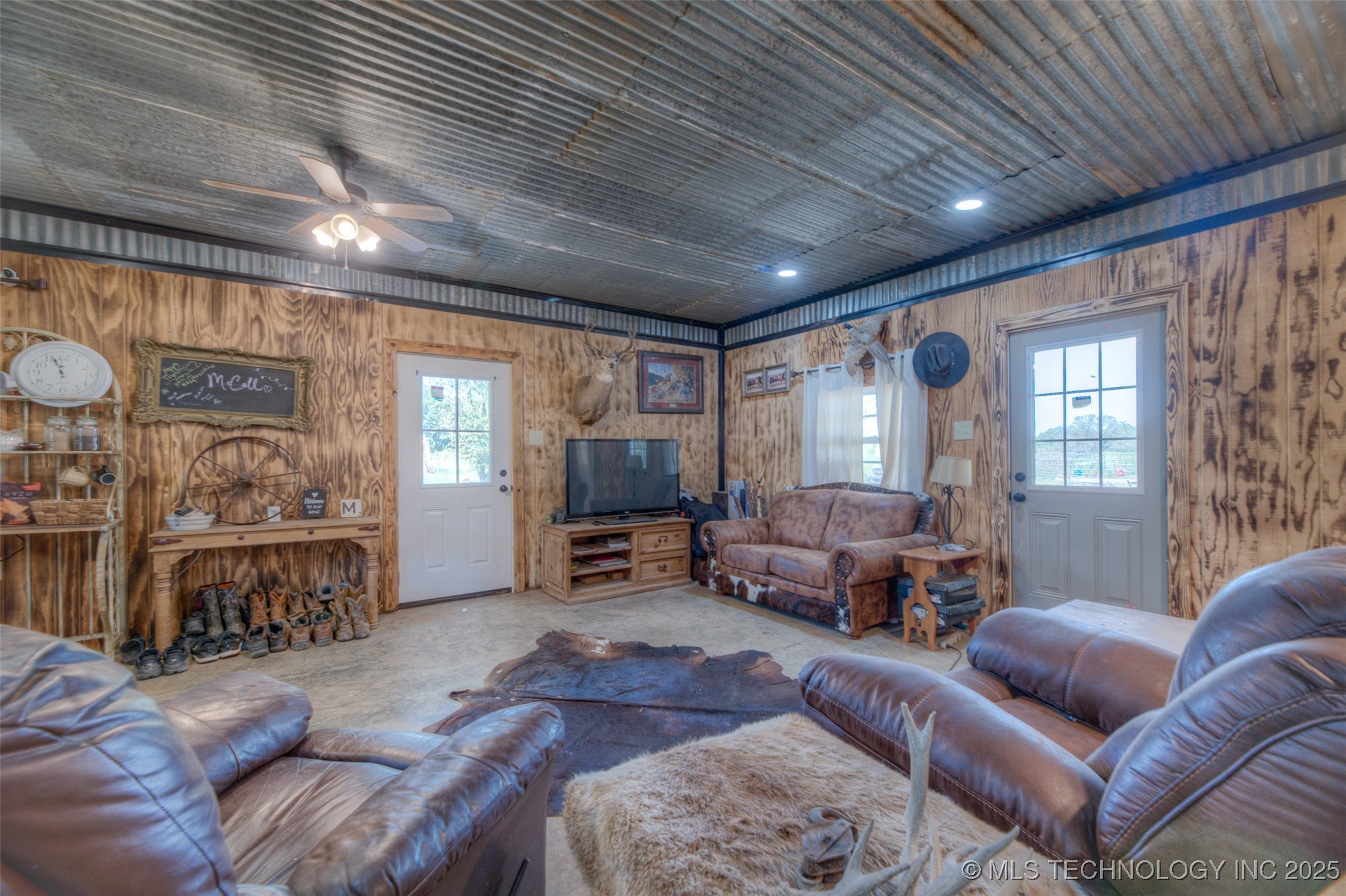 13470 N 150 Road Property Photo 27