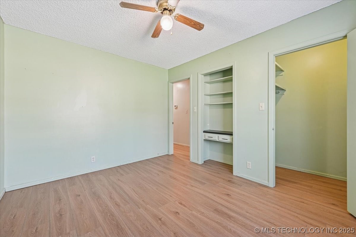 3620 E 70th Place Property Photo 24