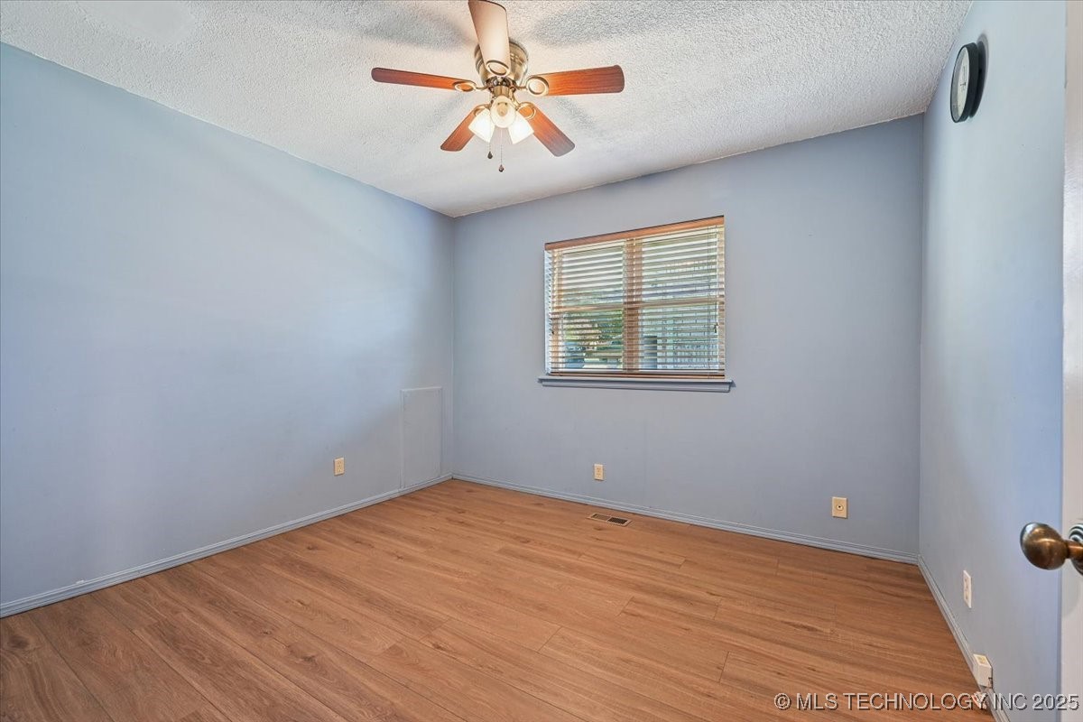 3620 E 70th Place Property Photo 25