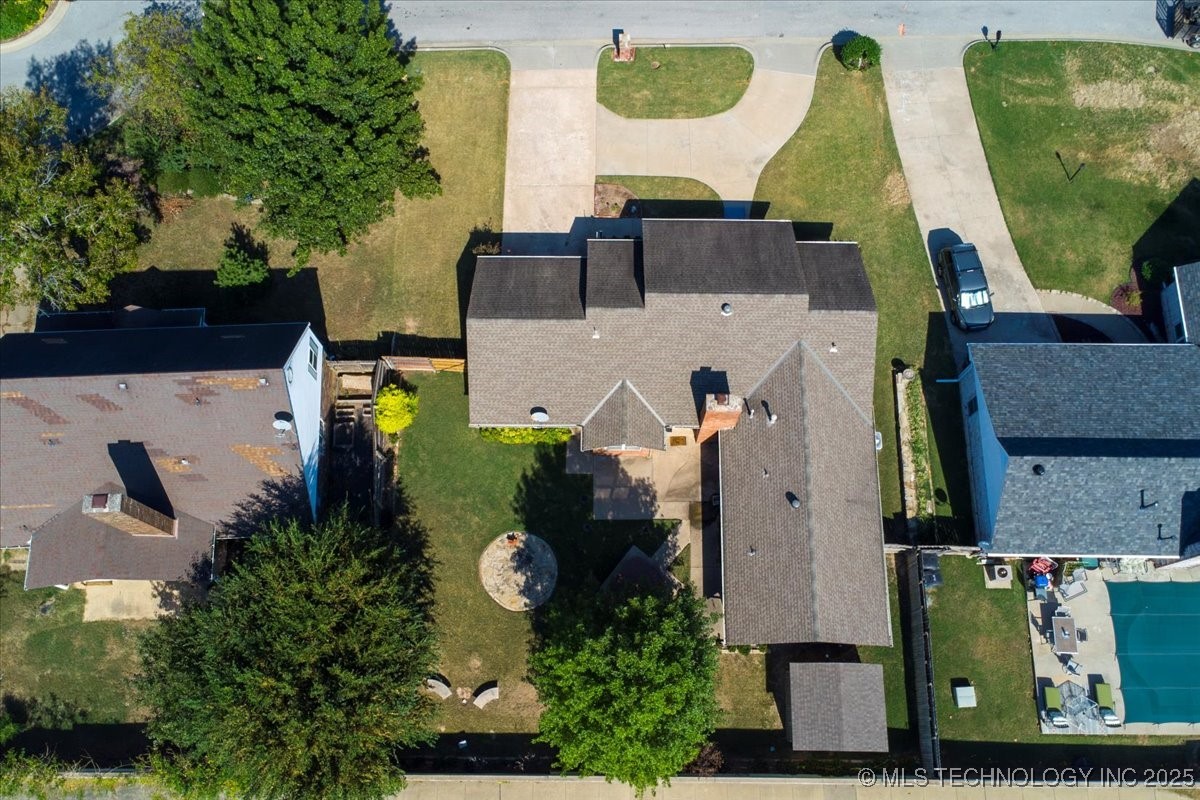 3620 E 70th Place Property Photo 40