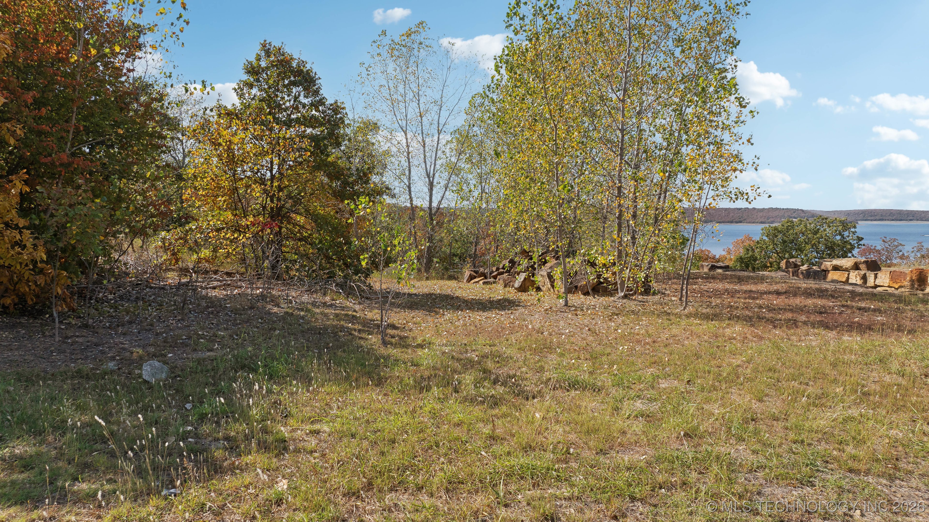 Shoreline Drive Property Photo 5