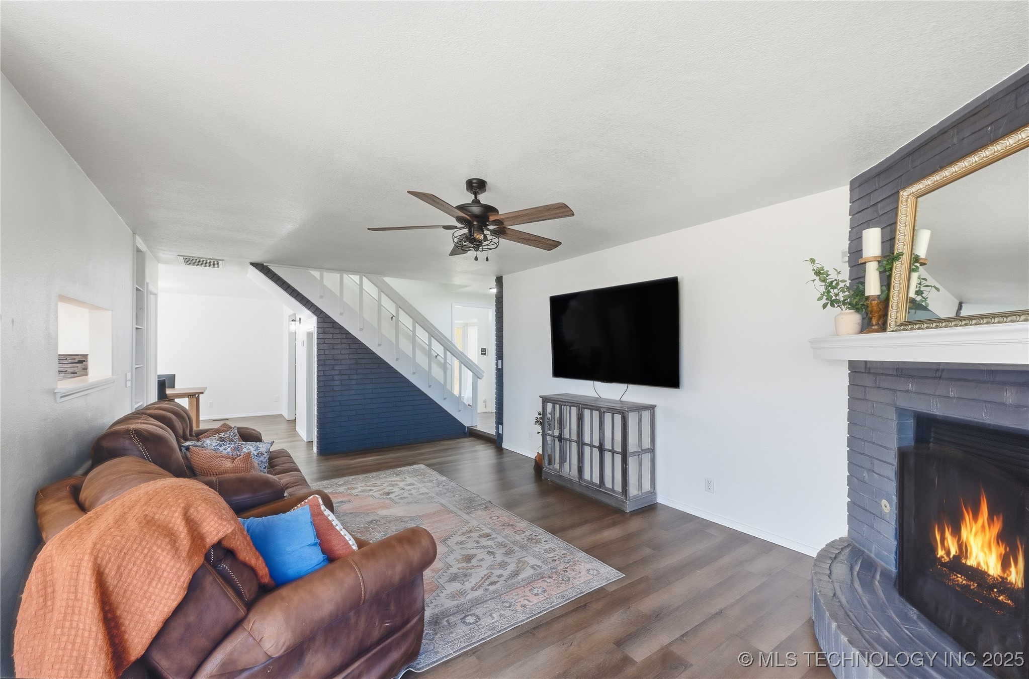 11633 S 267th East Avenue Property Photo 6