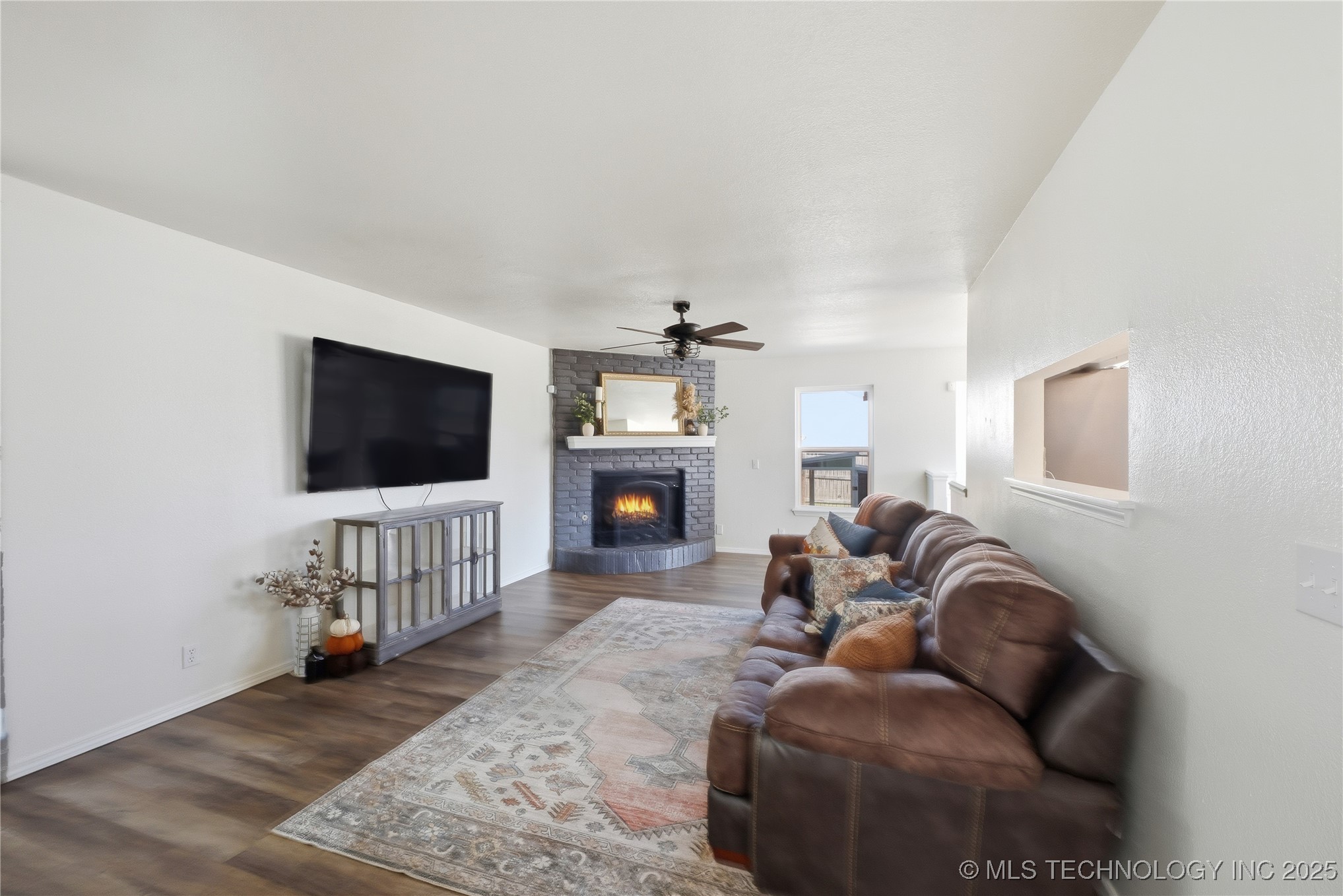 11633 S 267th East Avenue Property Photo 7