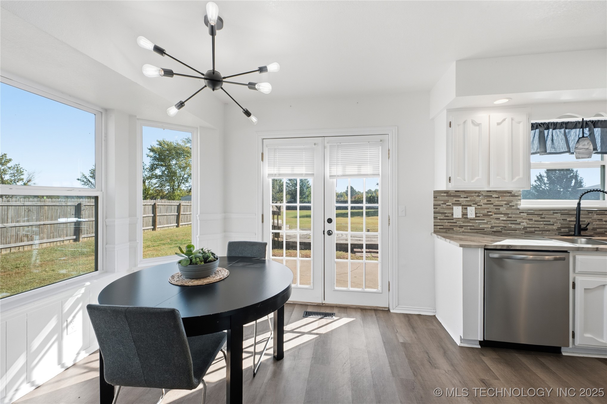 11633 S 267th East Avenue Property Photo 8