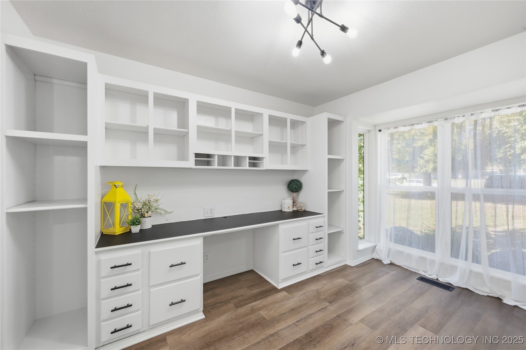 11633 S 267th East Avenue Property Photo 15