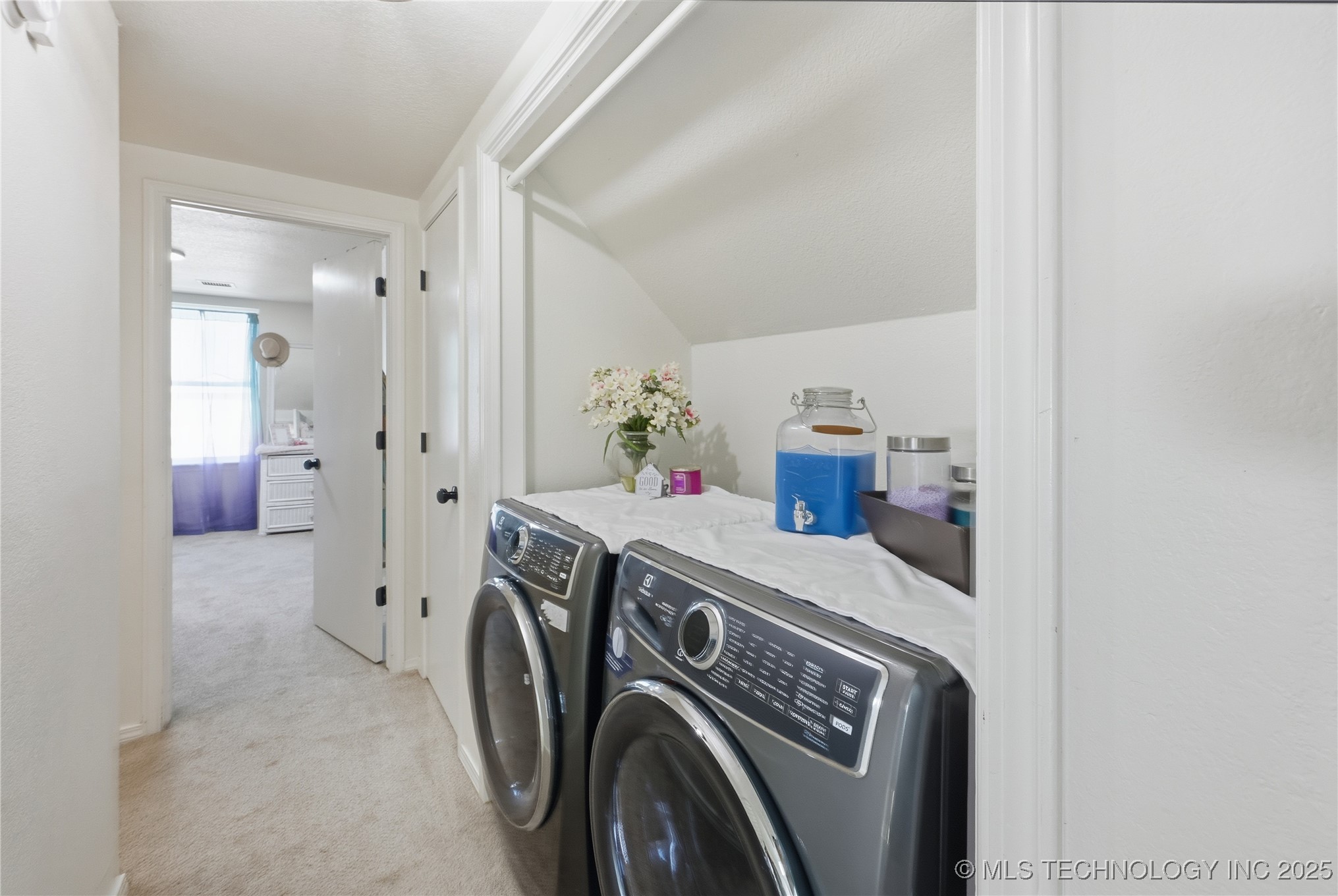 11633 S 267th East Avenue Property Photo 25