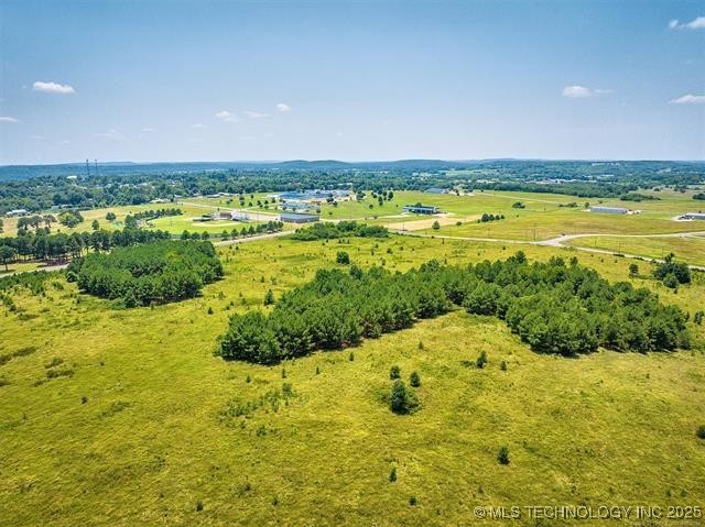 891 W Allen Road Property Photo 14