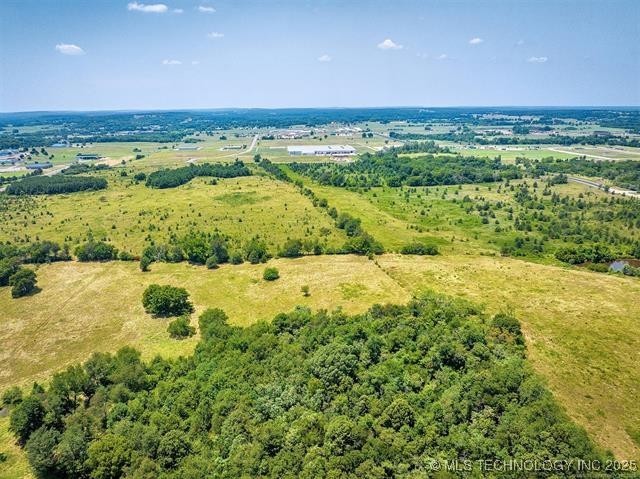 891 W Allen Road Property Photo 15