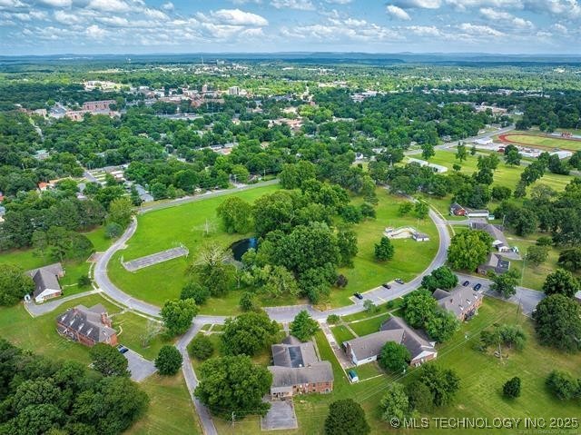 891 W Allen Road Property Photo 27
