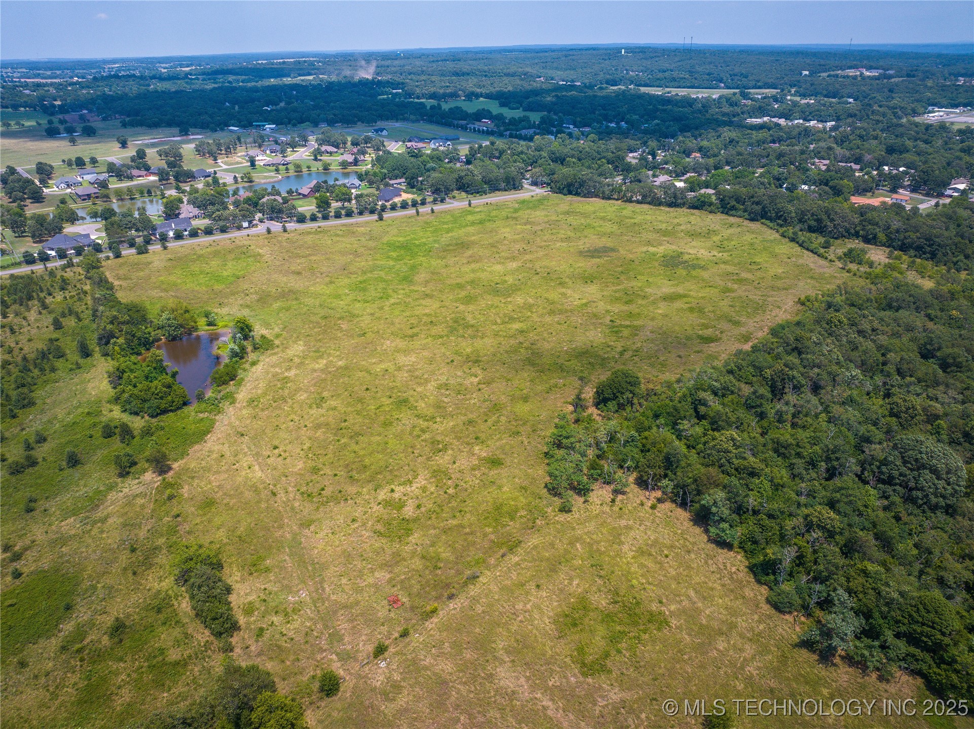 891 W Allen Road Property Photo 37