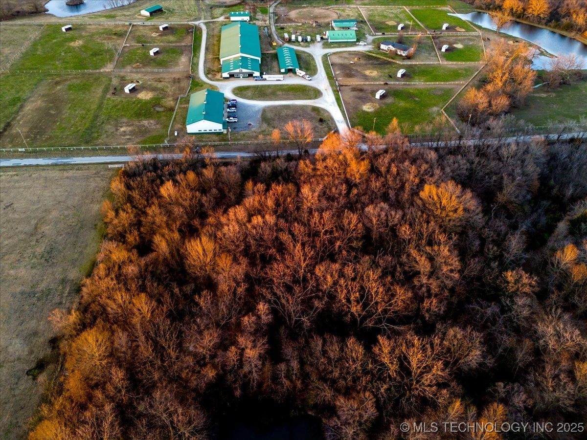 27000 E 201st Street S Property Photo 15