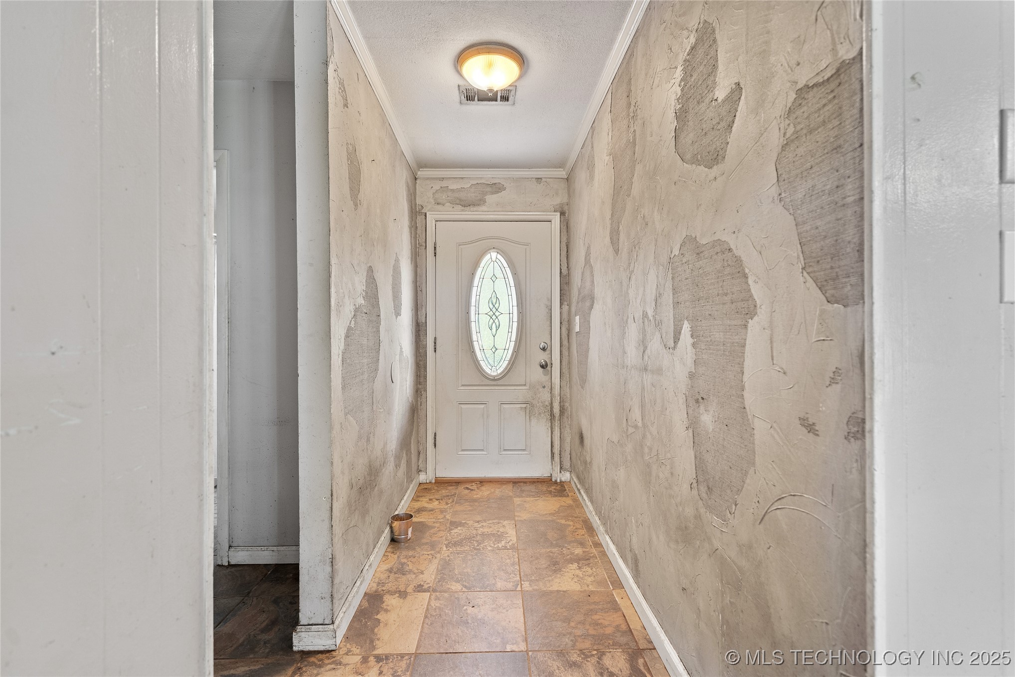 1900 Hometown Road Property Photo 6