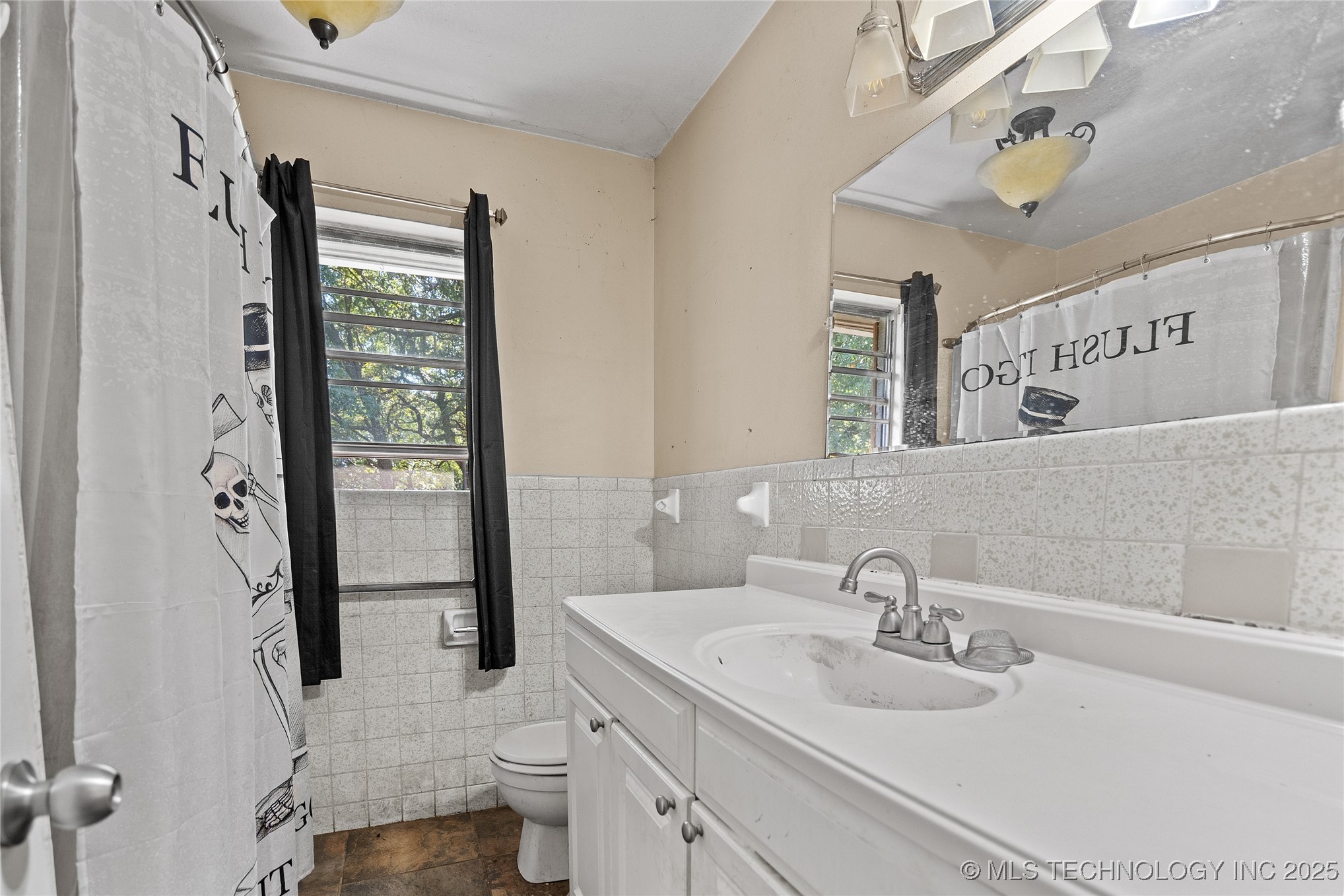 1900 Hometown Road Property Photo 18