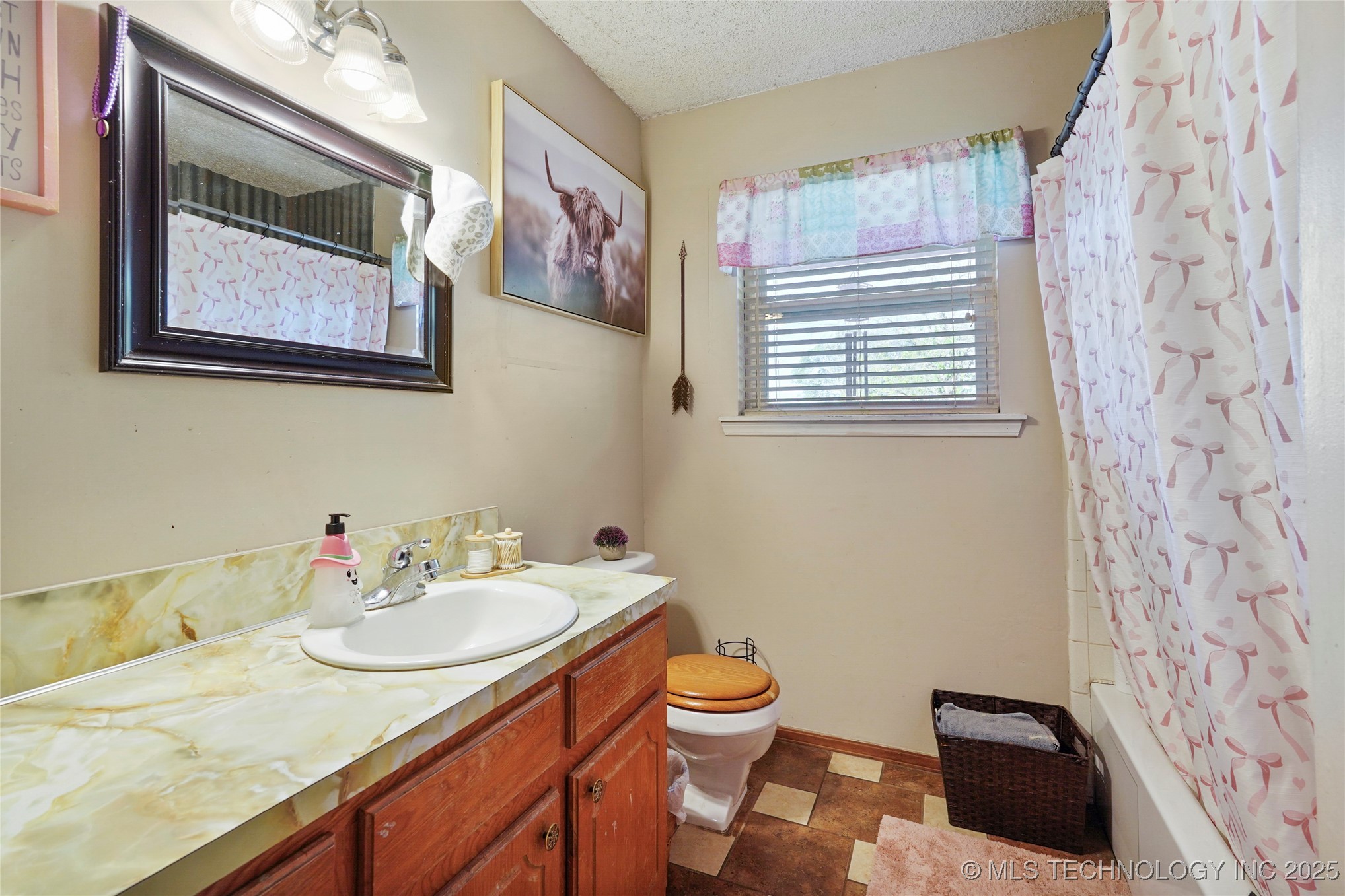 19619 S 337th West Avenue Property Photo 15