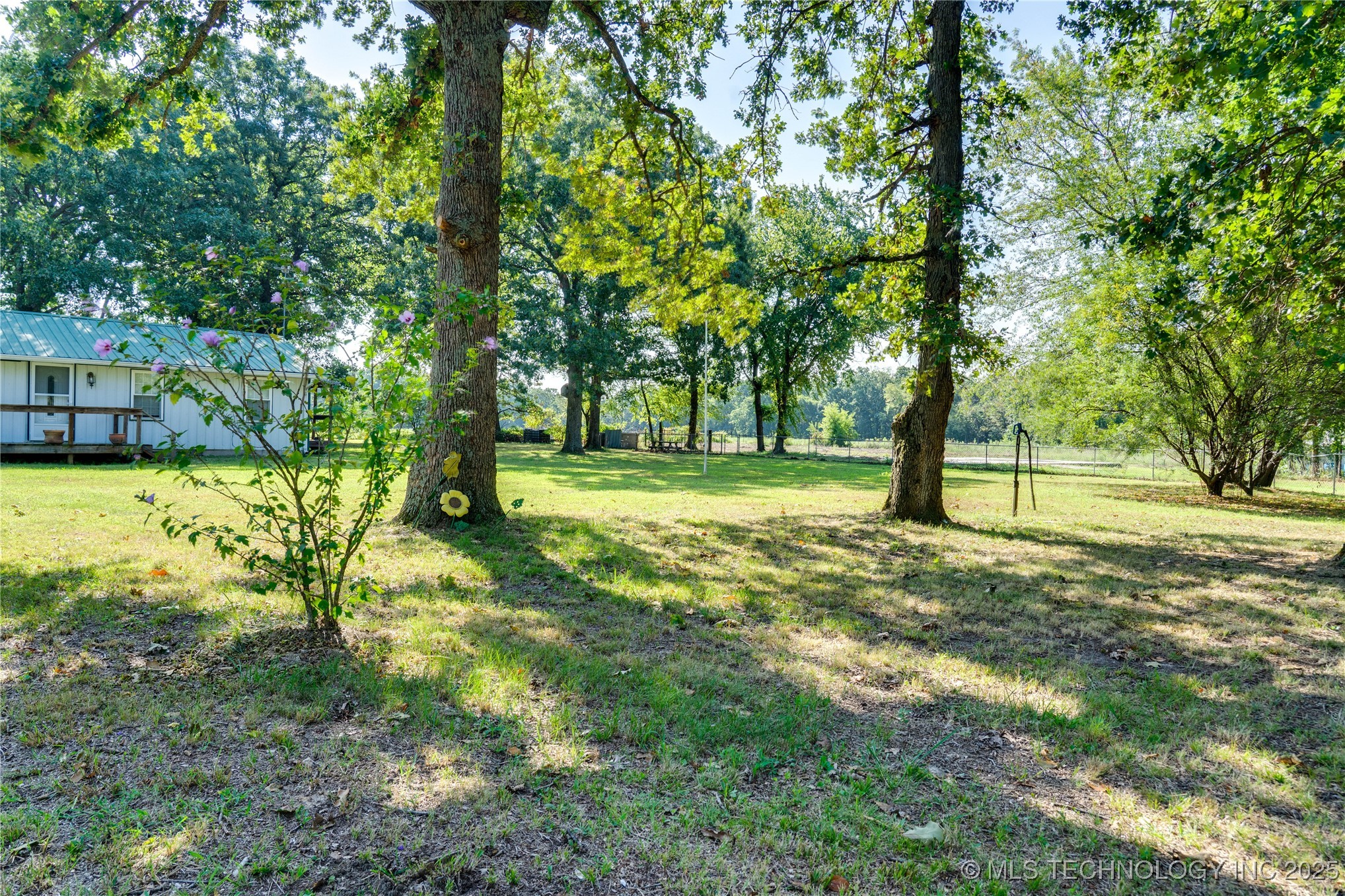 46670 S 670 Road Property Photo 3