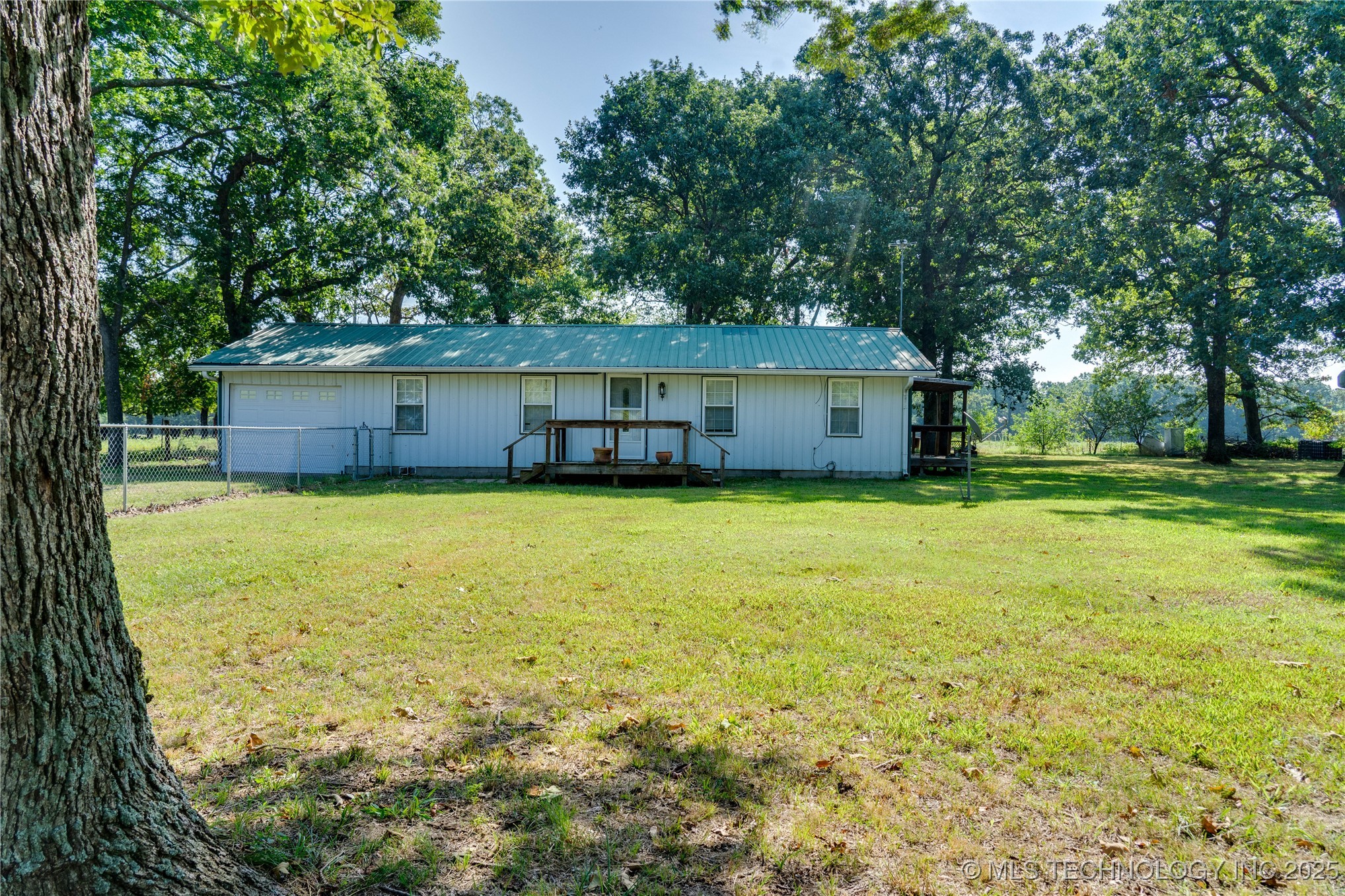 46670 S 670 Road Property Photo 4