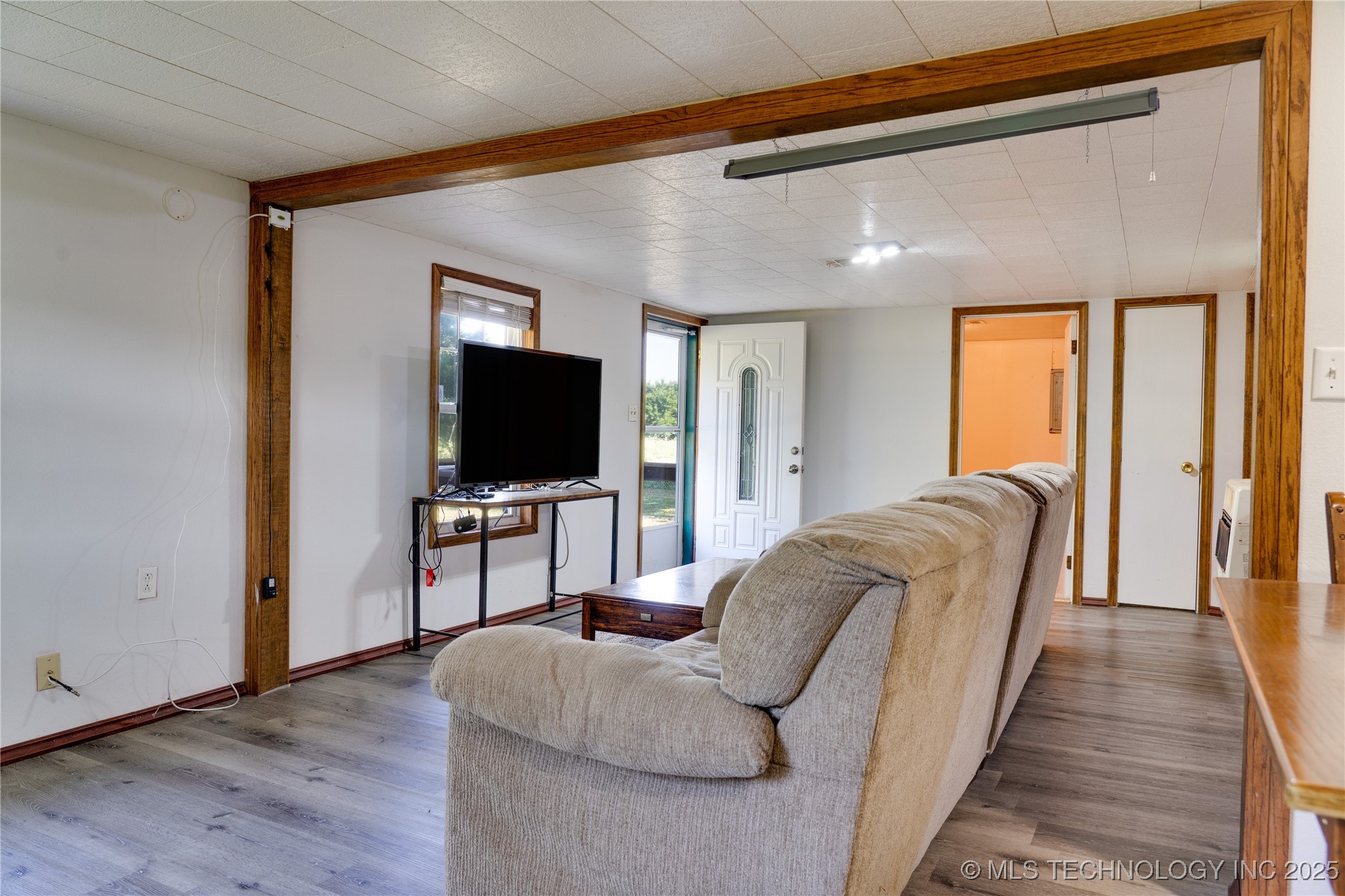 46670 S 670 Road Property Photo 8