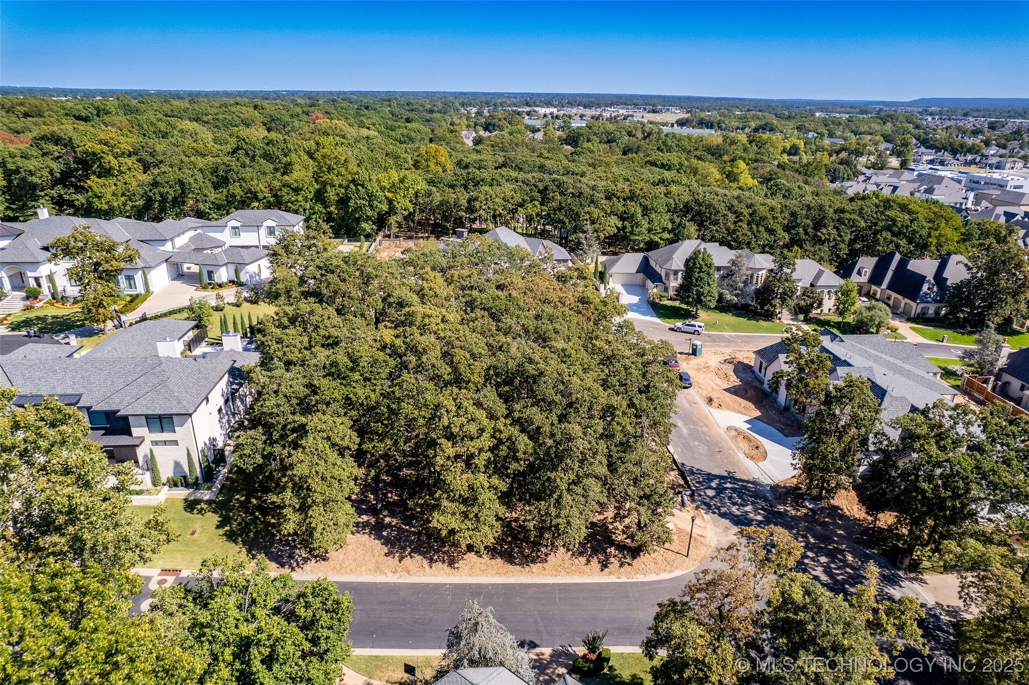 11803 S Kingston Avenue Property Photo 4