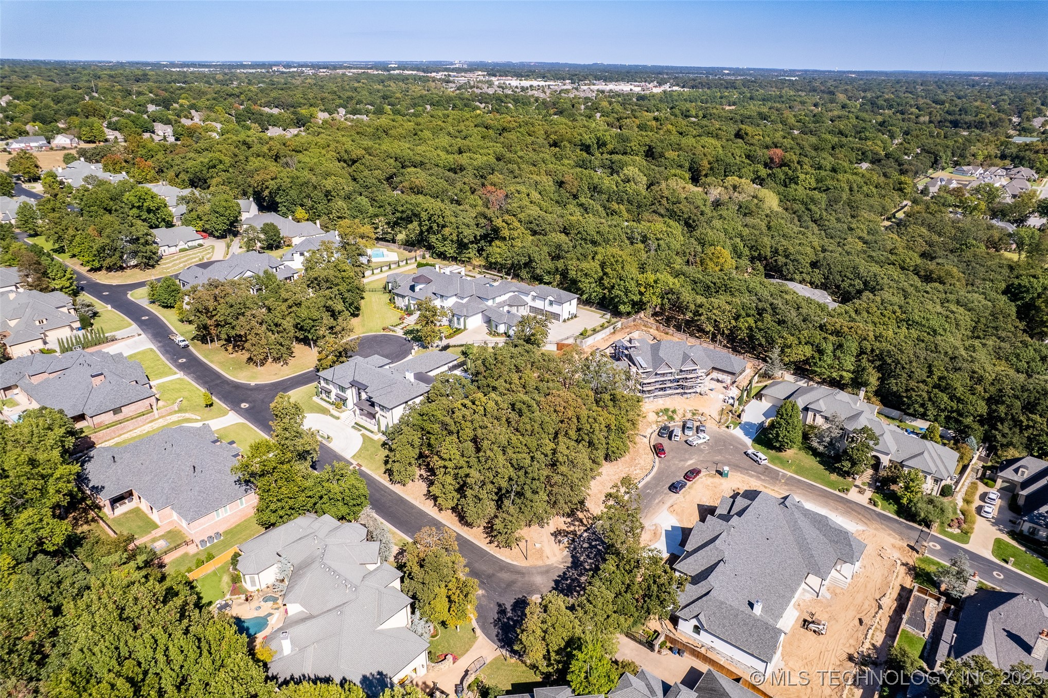 11803 S Kingston Avenue Property Photo 8